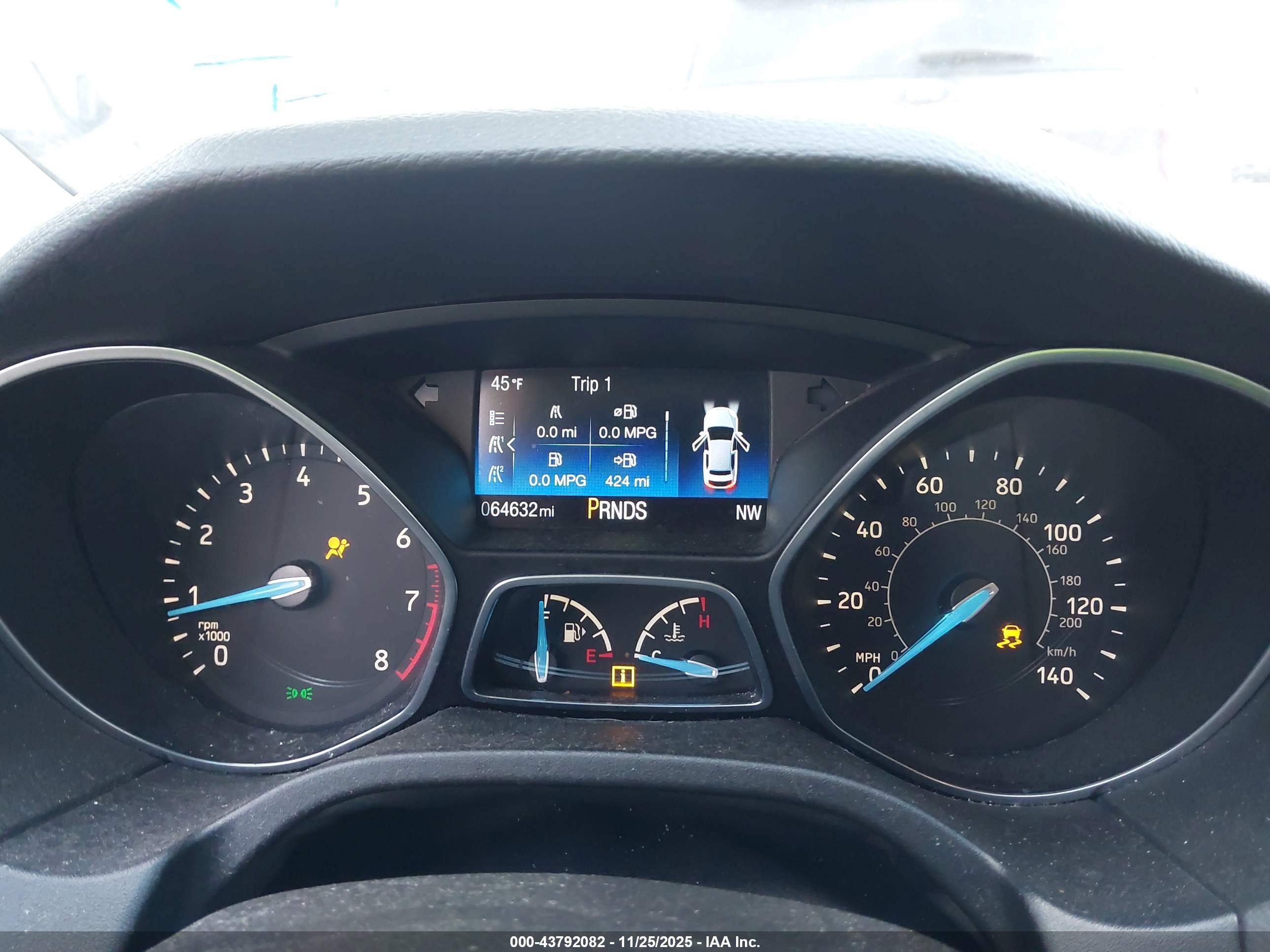 FORD FOCUS image 7