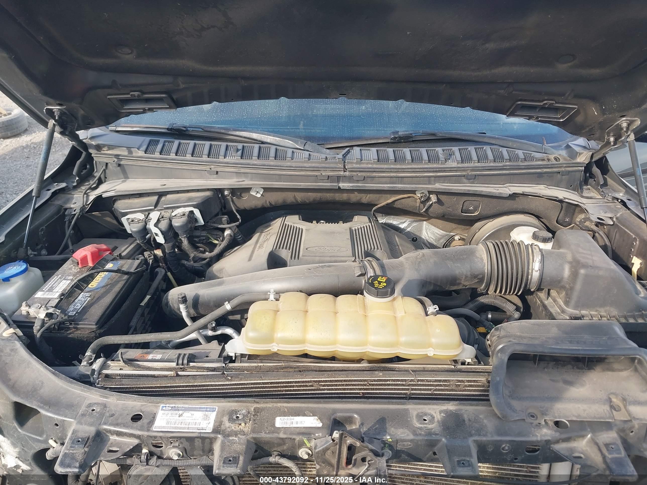 FORD EXPEDITION image 10