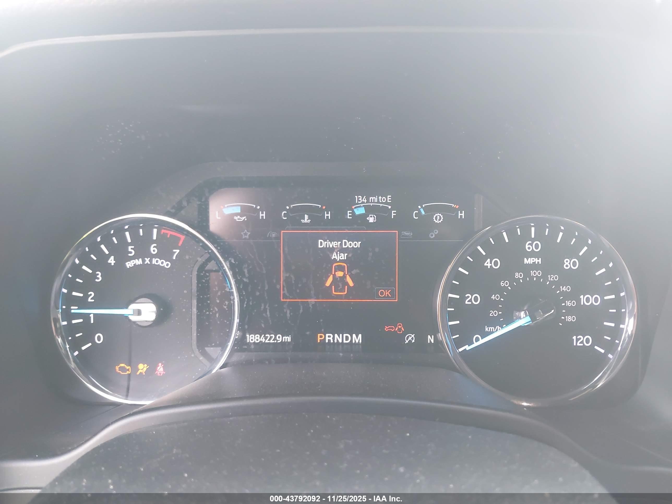 FORD EXPEDITION image 7