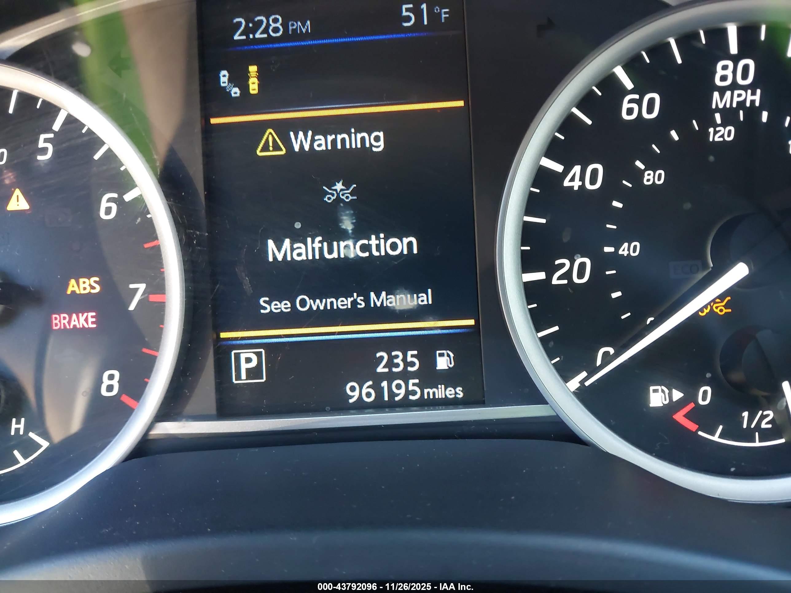 NISSAN SENTRA image 7