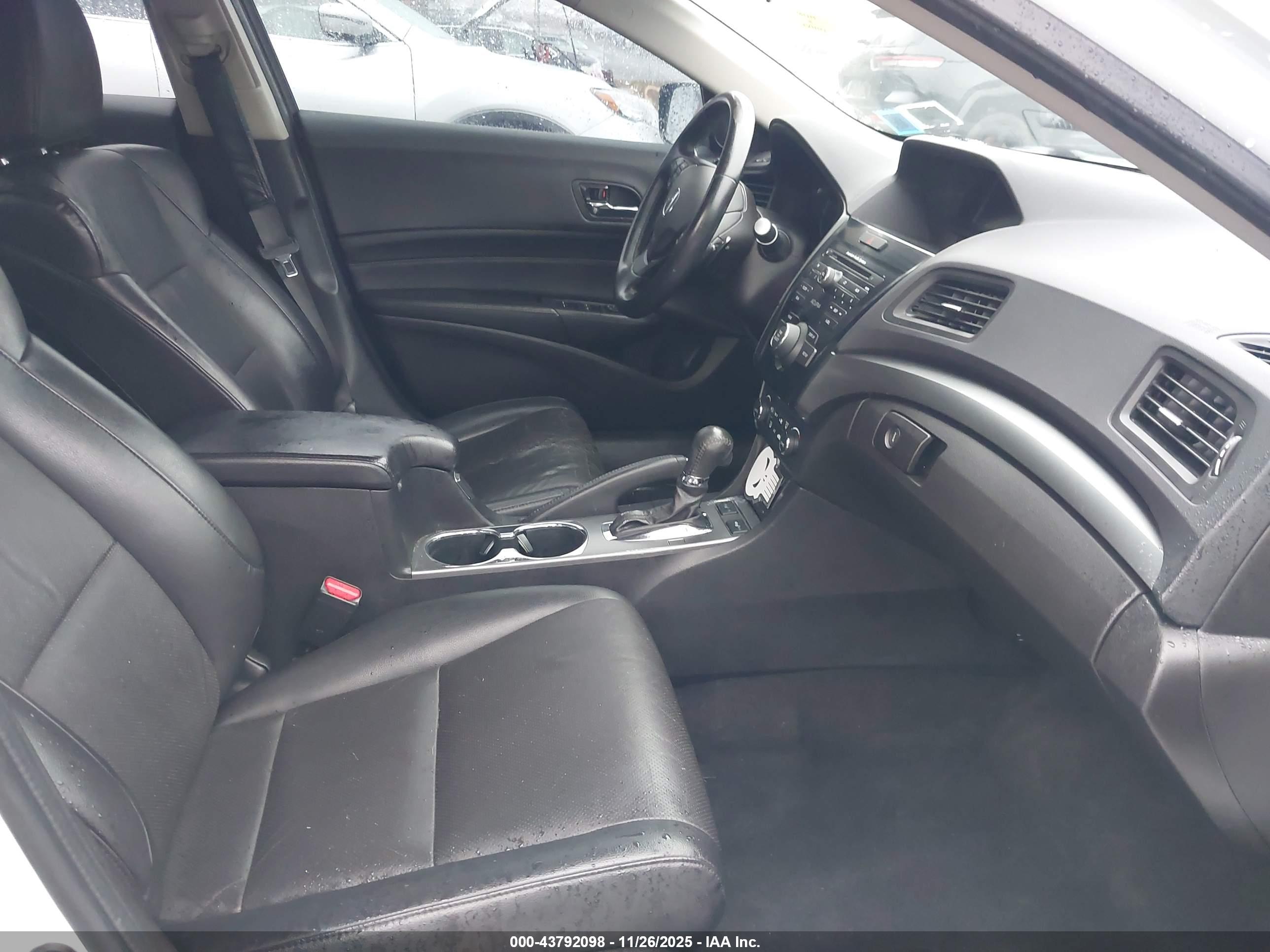 ACURA ILX image 5