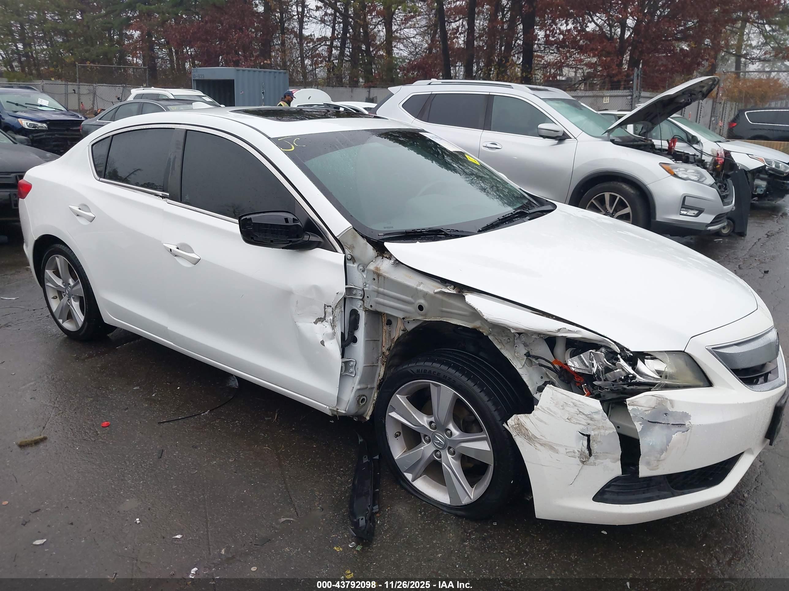 ACURA ILX image 6