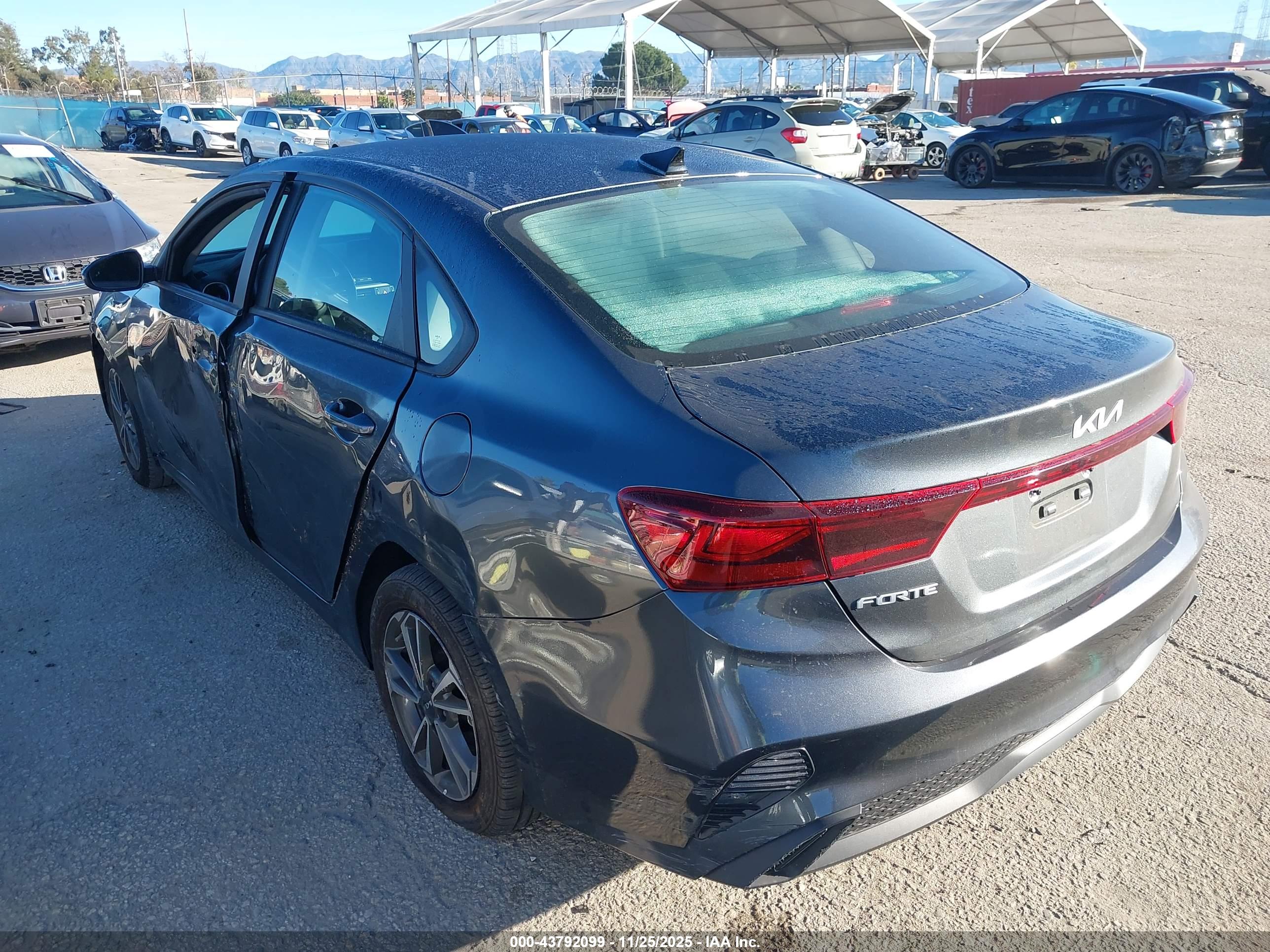 KIA FORTE image 3