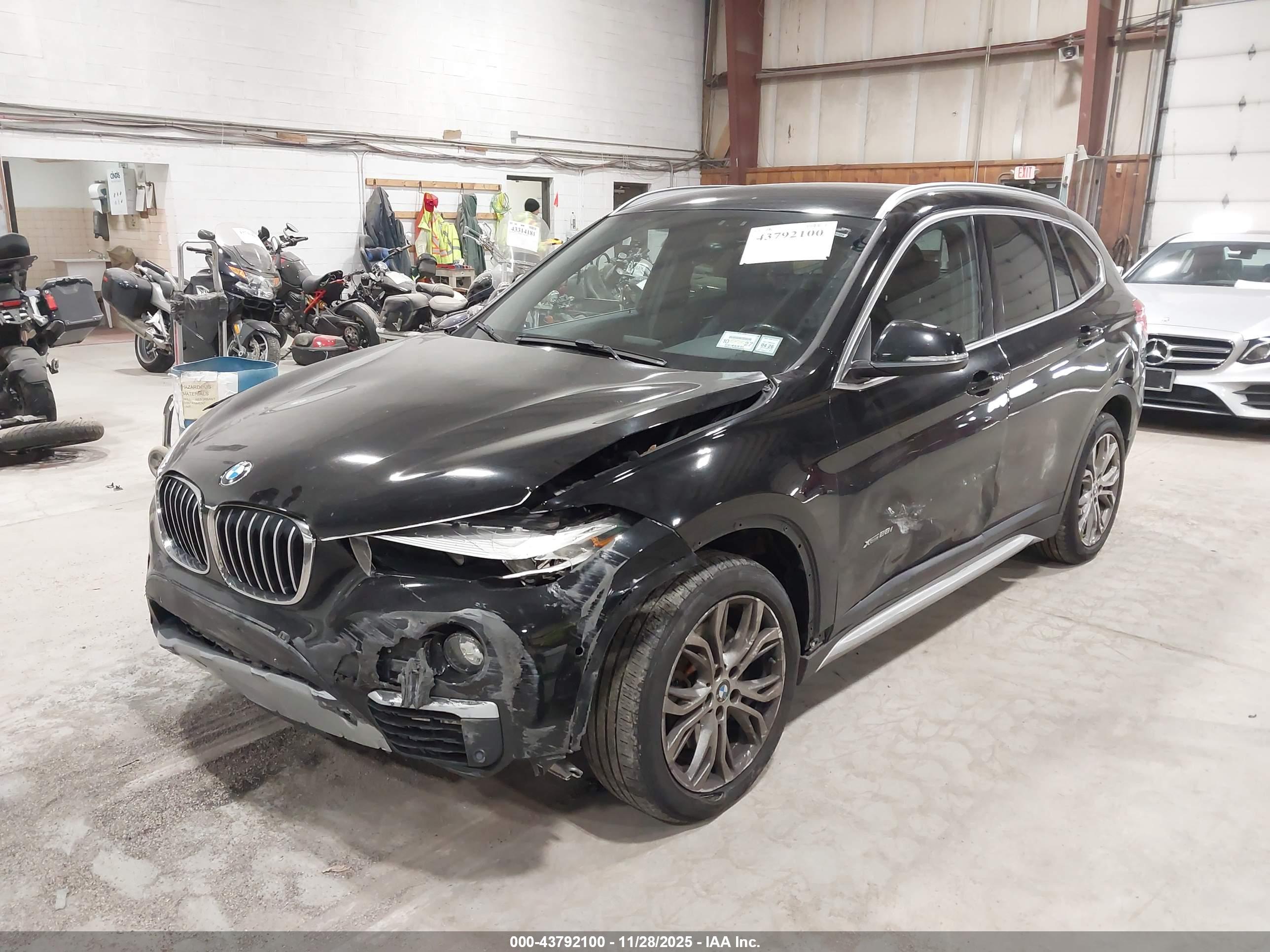 BMW X1 image 2