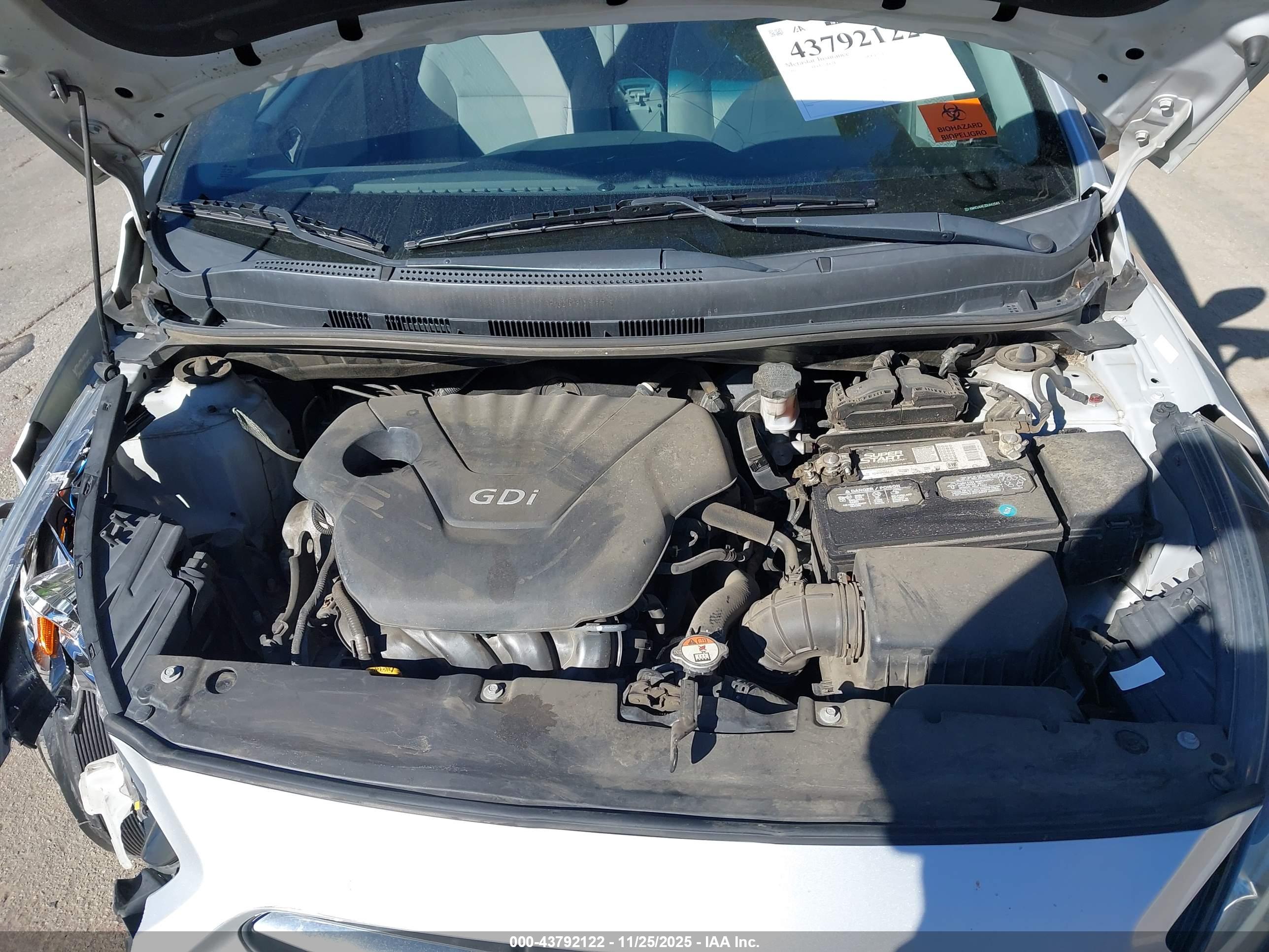 HYUNDAI ACCENT image 10