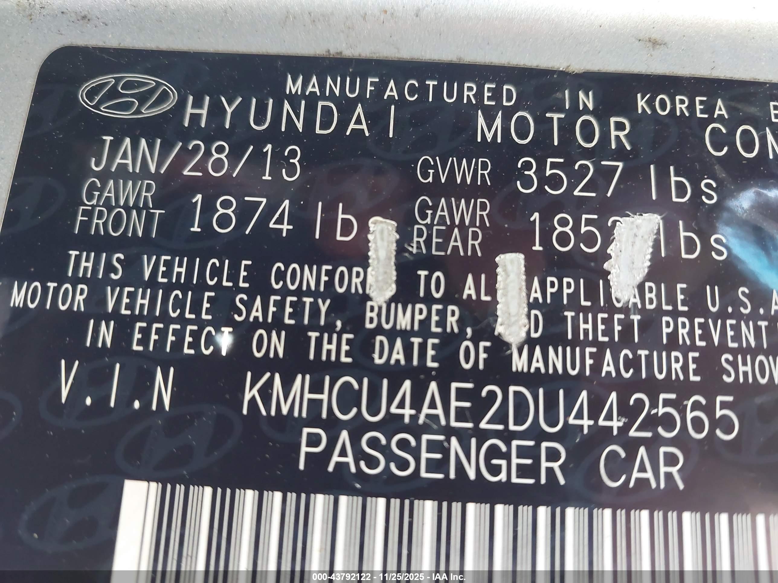 HYUNDAI ACCENT image 9