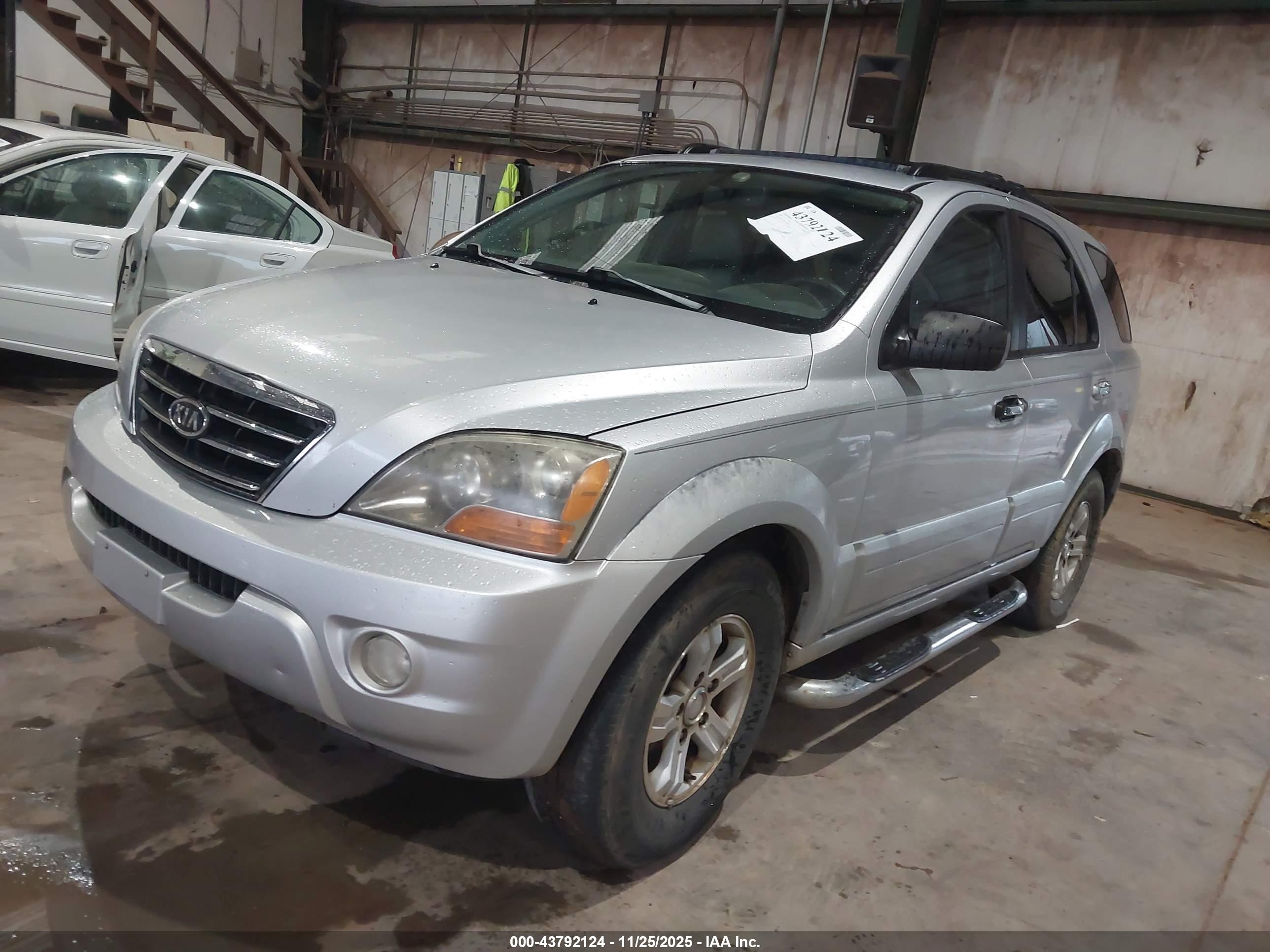 KIA SORENTO image 2
