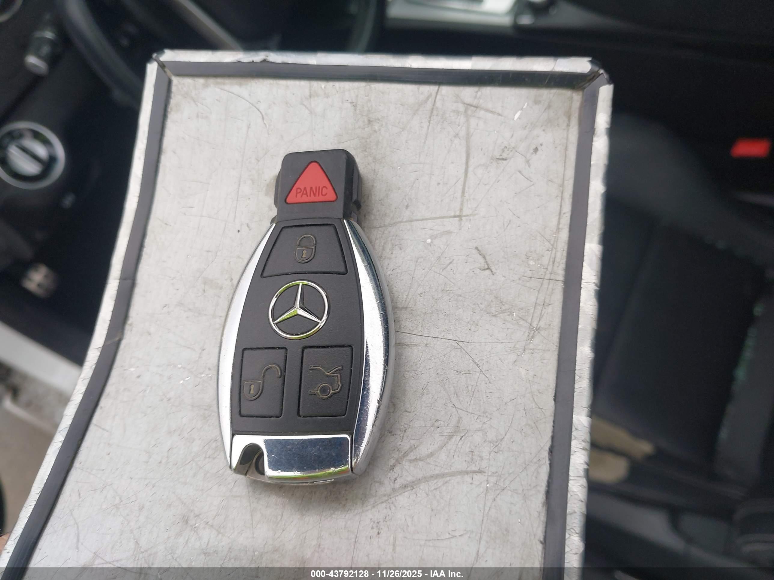 MERCEDES-BENZ C image 11