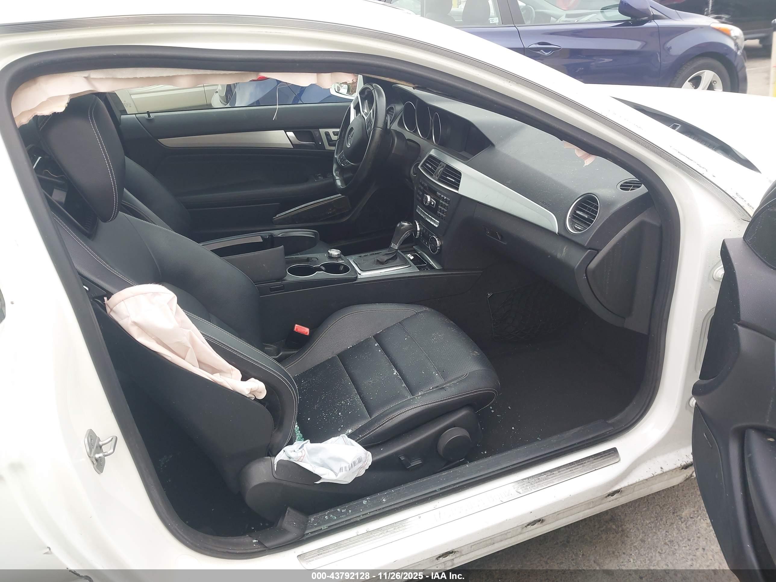 MERCEDES-BENZ C image 5