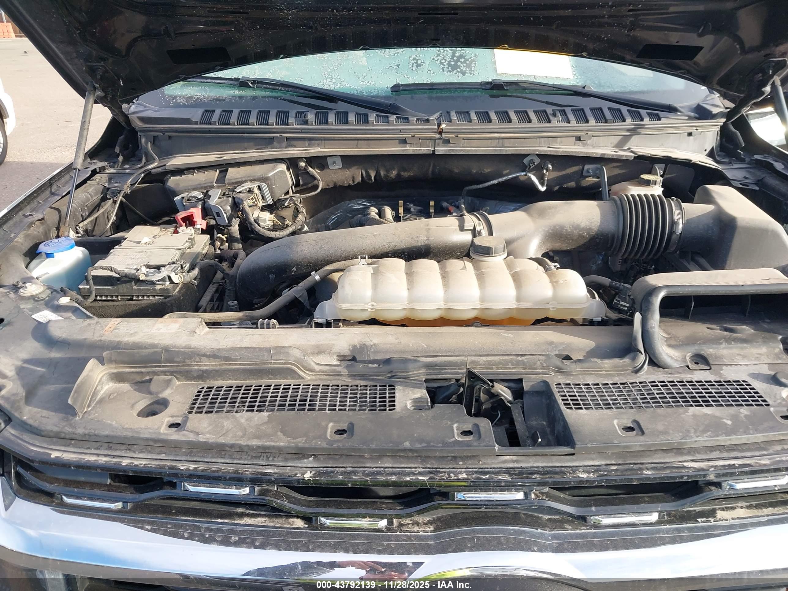 FORD EXPEDITION image 10