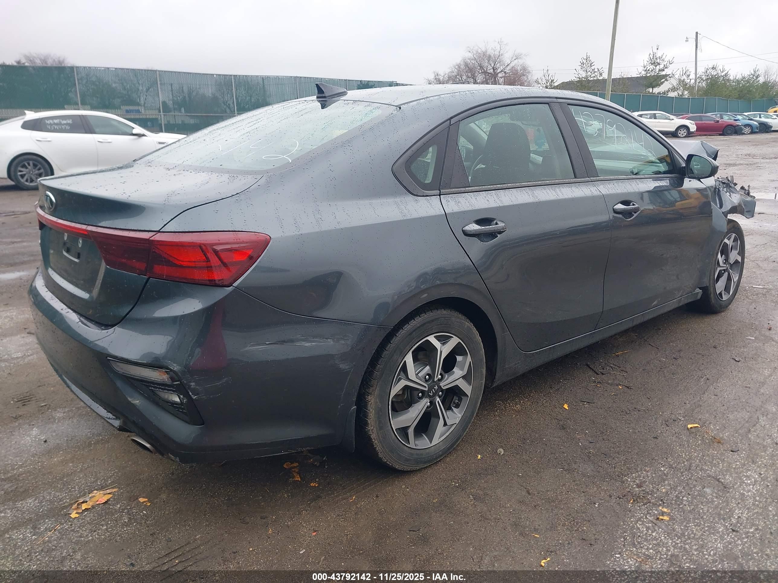 KIA FORTE image 4