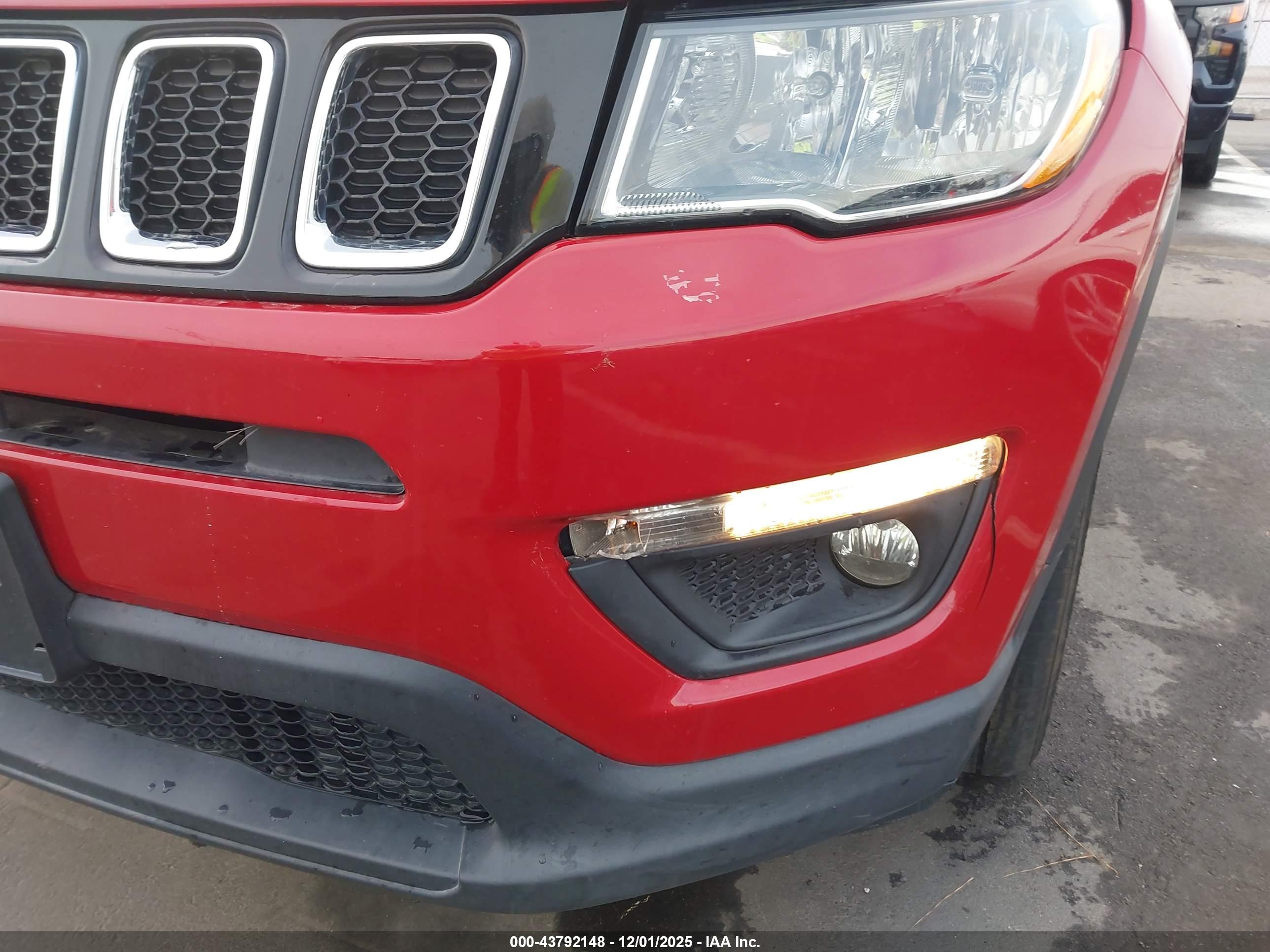 JEEP COMPASS image 6