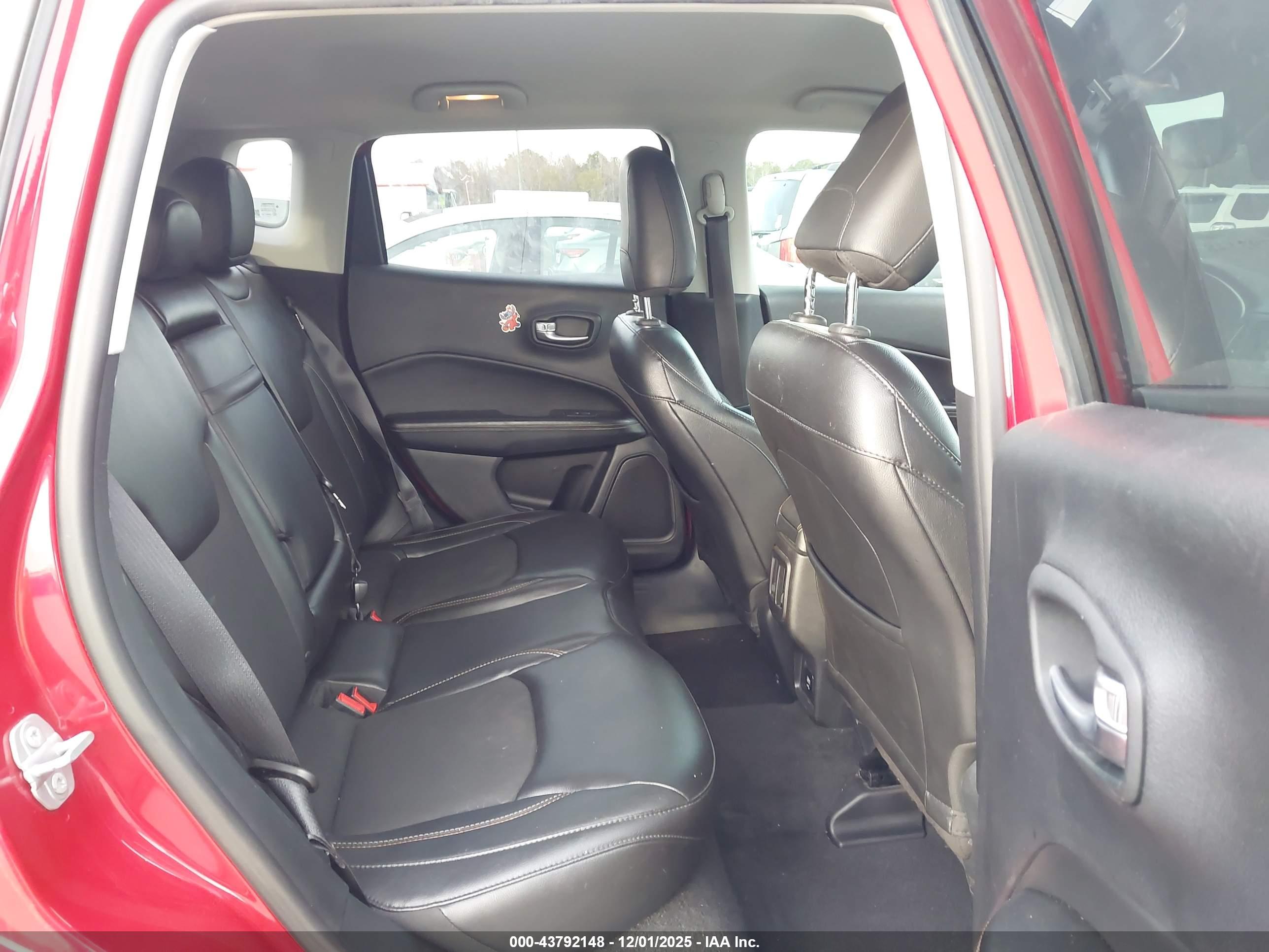 JEEP COMPASS image 8