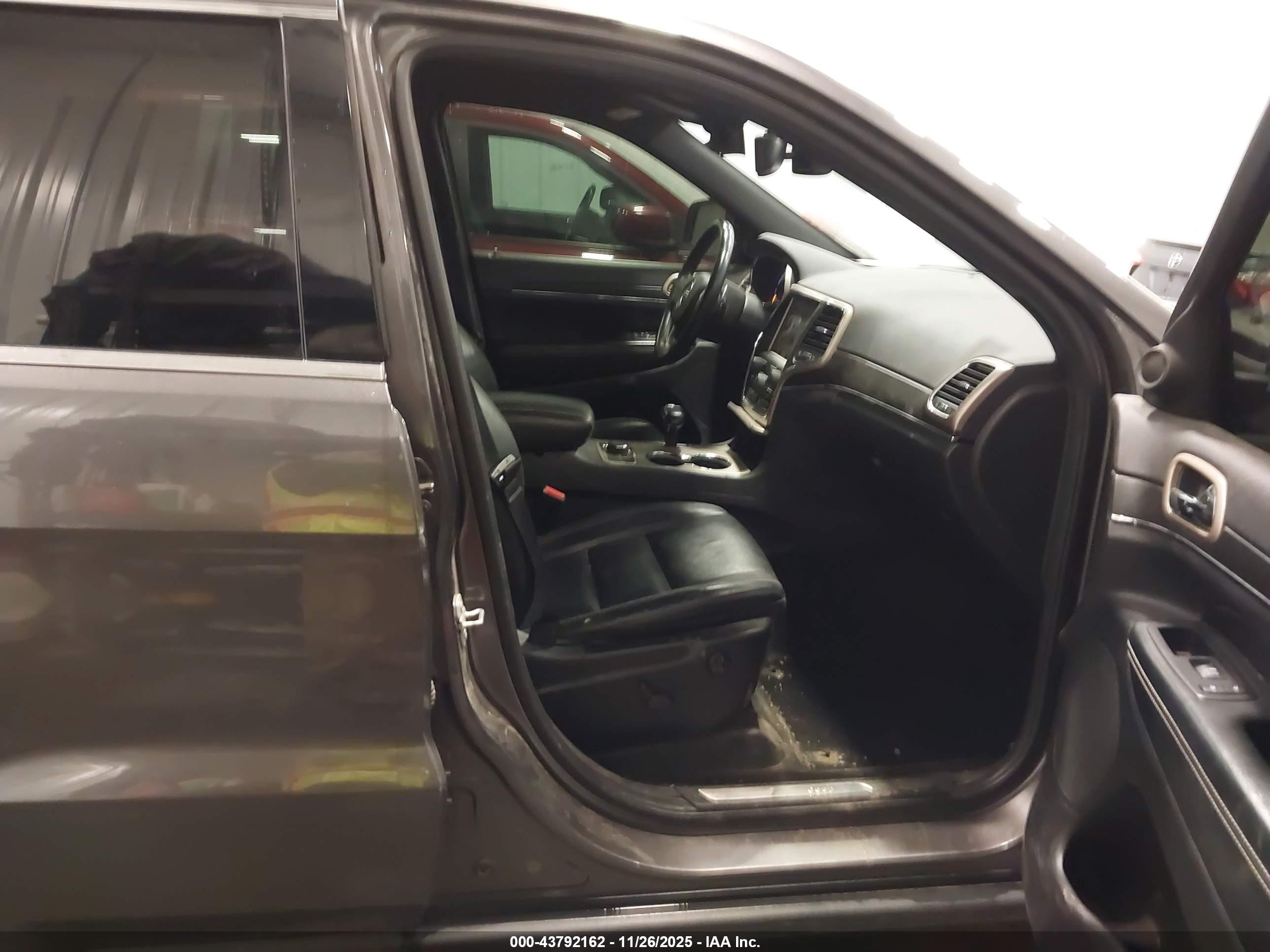 JEEP GRAND image 5