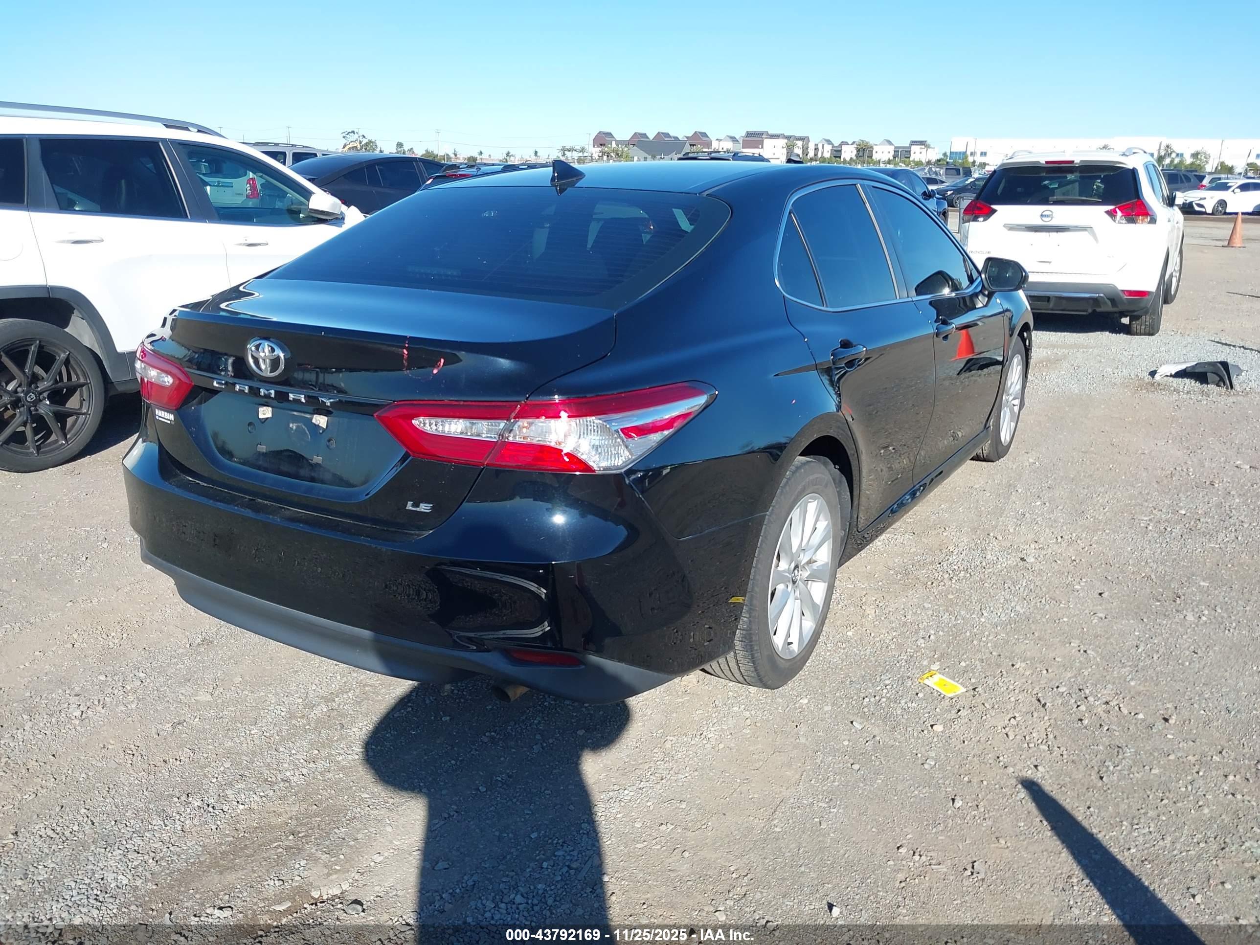 TOYOTA CAMRY image 4