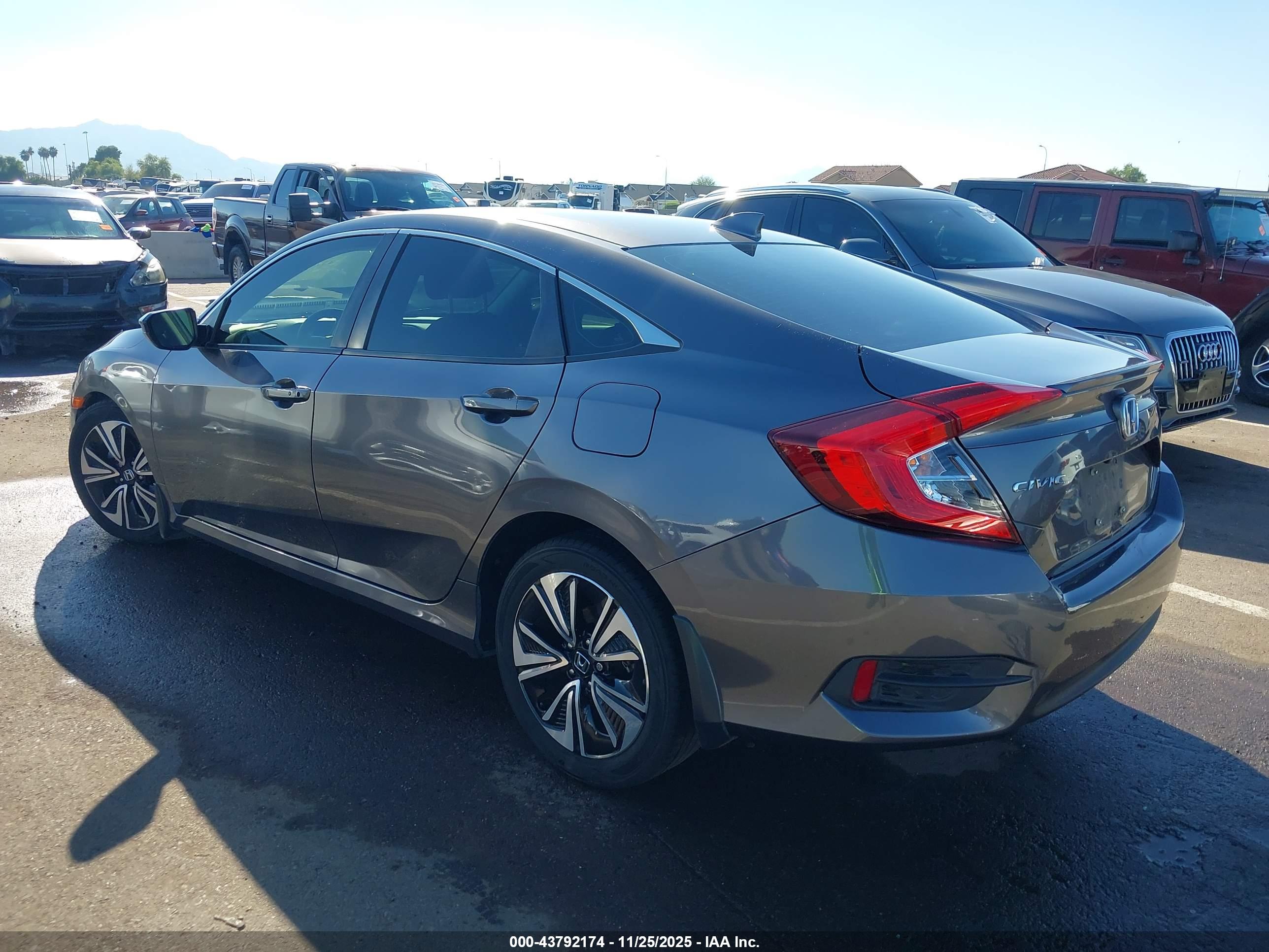 HONDA CIVIC image 3