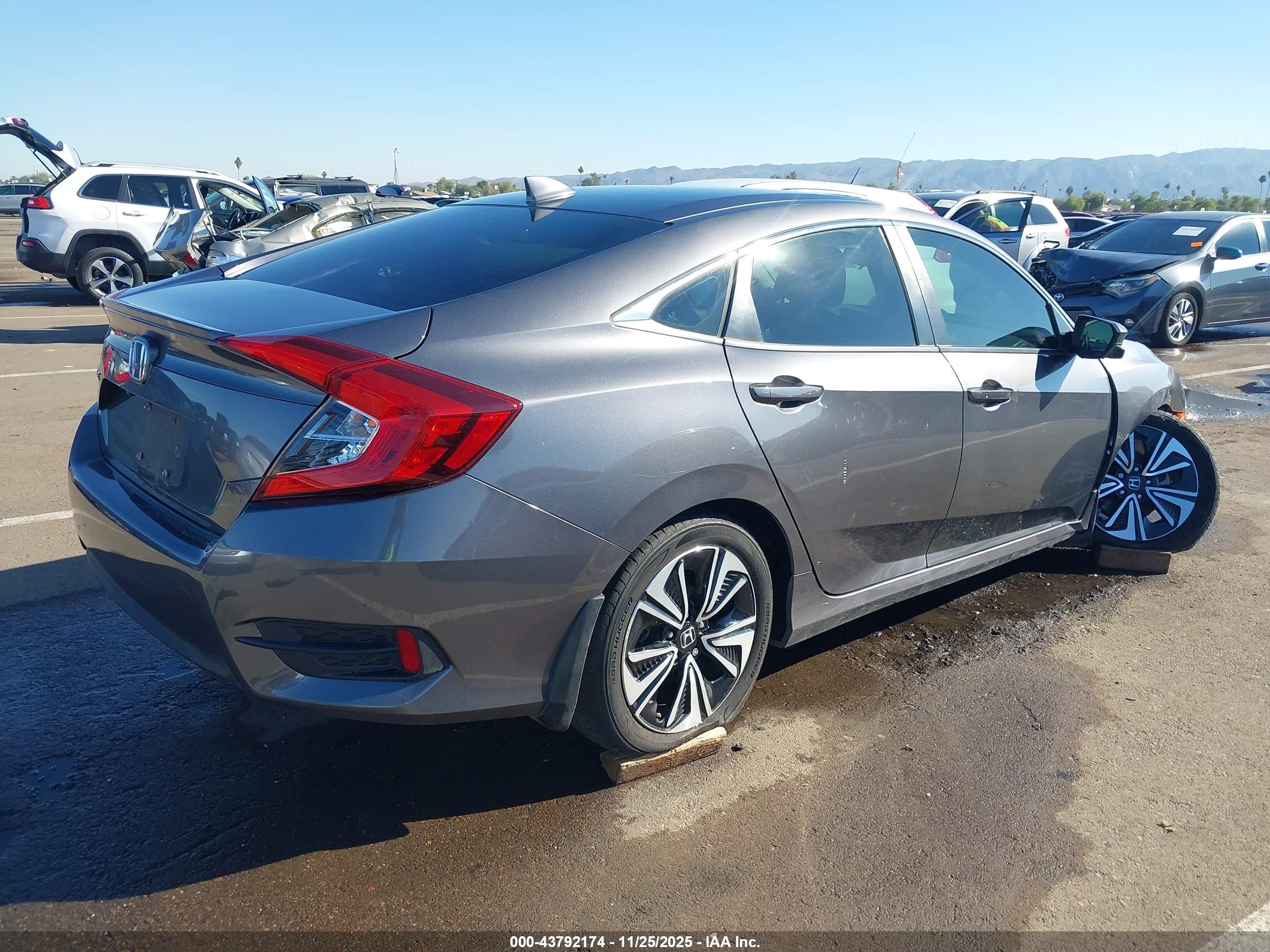HONDA CIVIC image 4