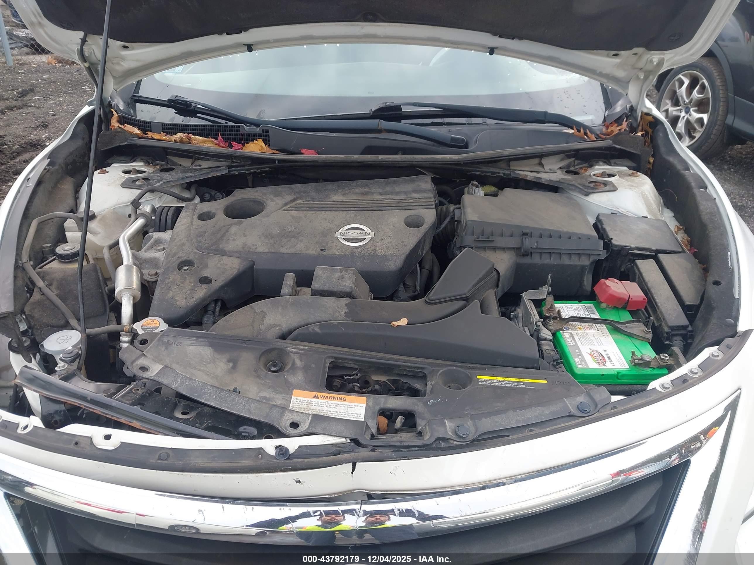 NISSAN ALTIMA image 10