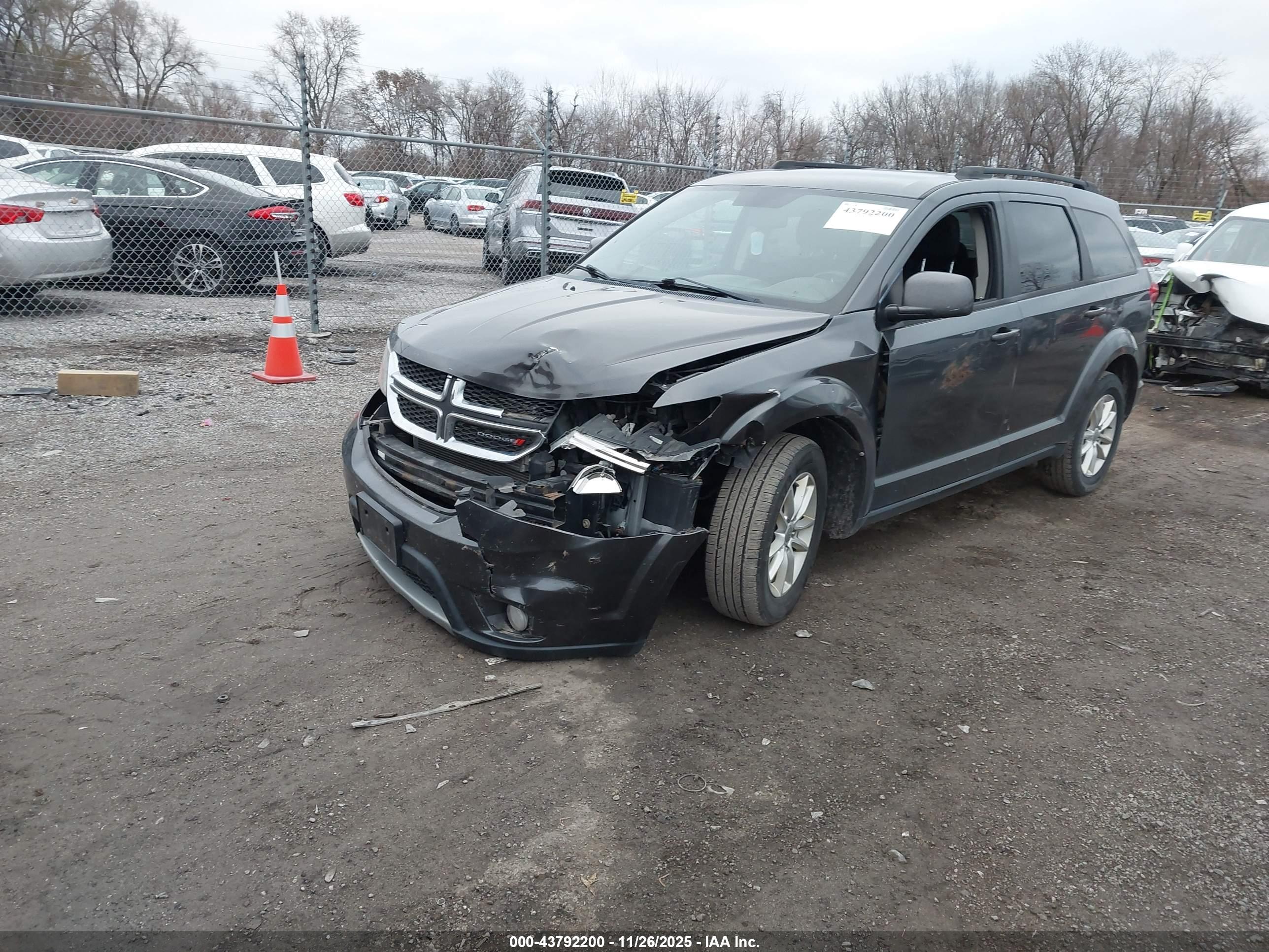 DODGE JOURNEY image 2
