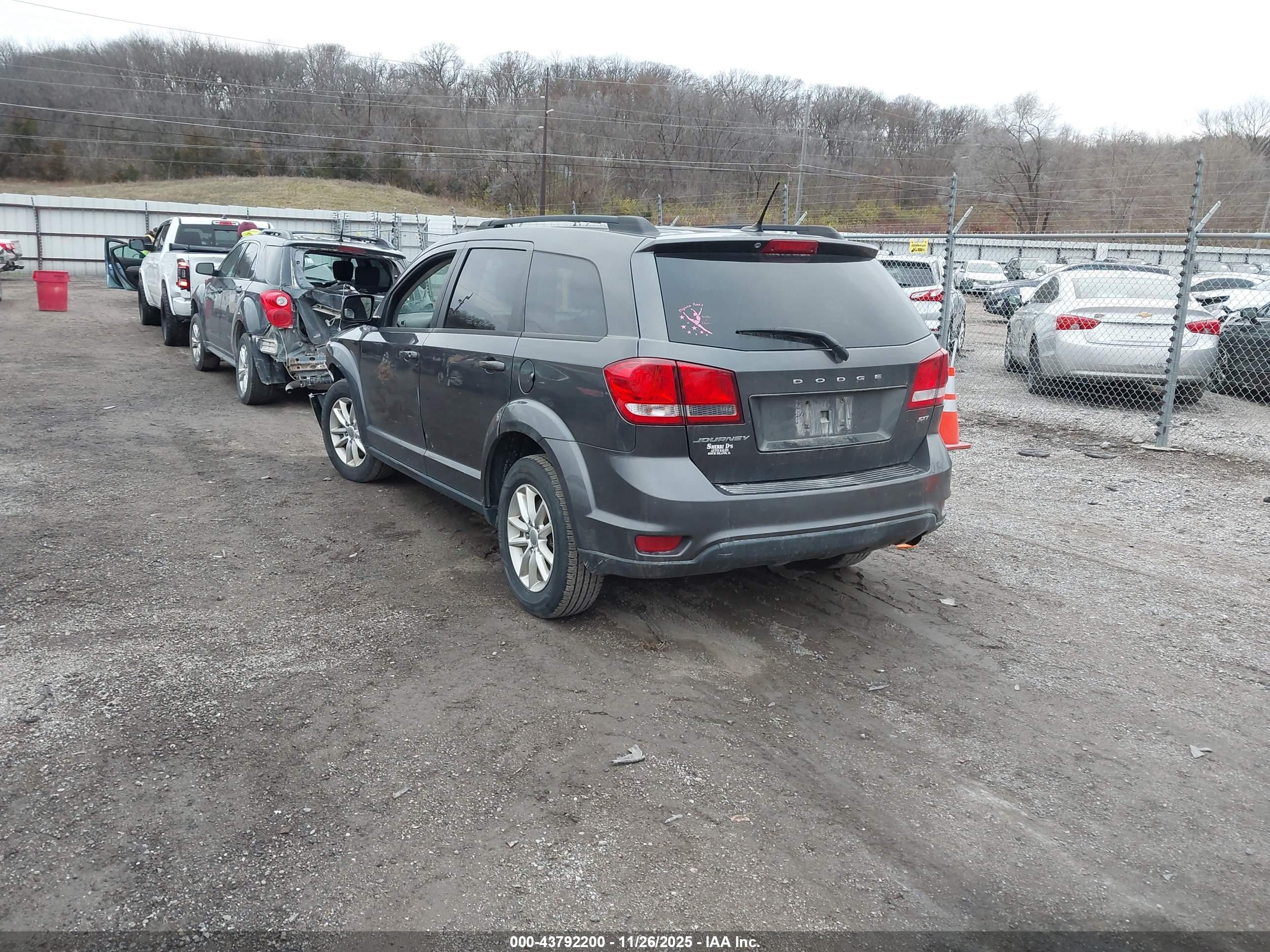 DODGE JOURNEY image 3
