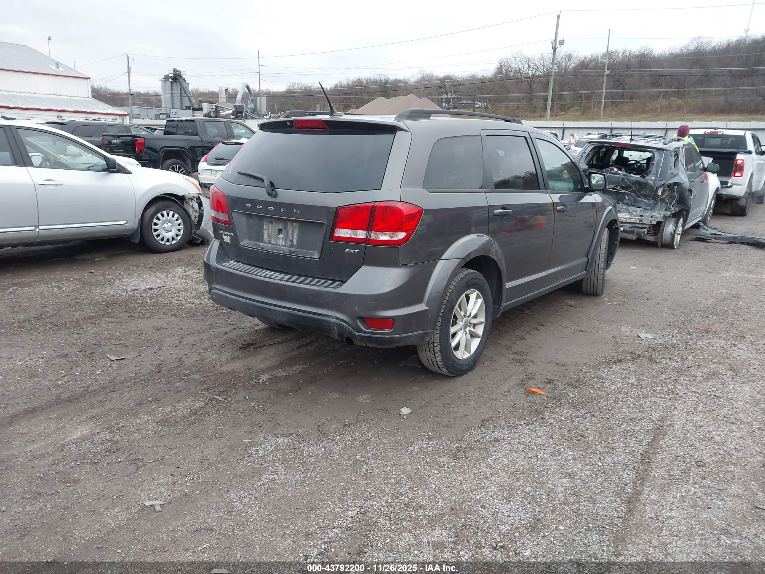 DODGE JOURNEY image 4