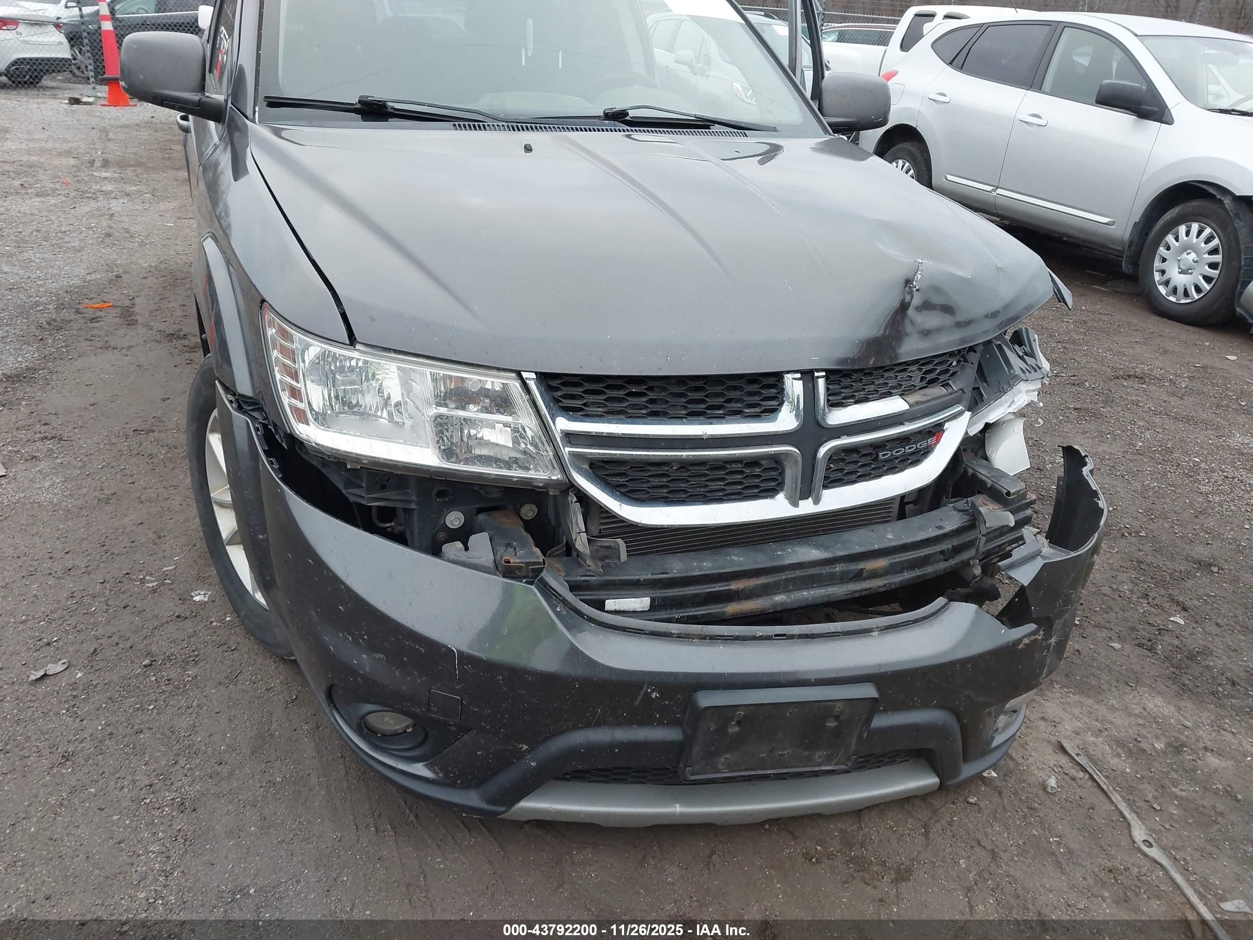 DODGE JOURNEY image 6