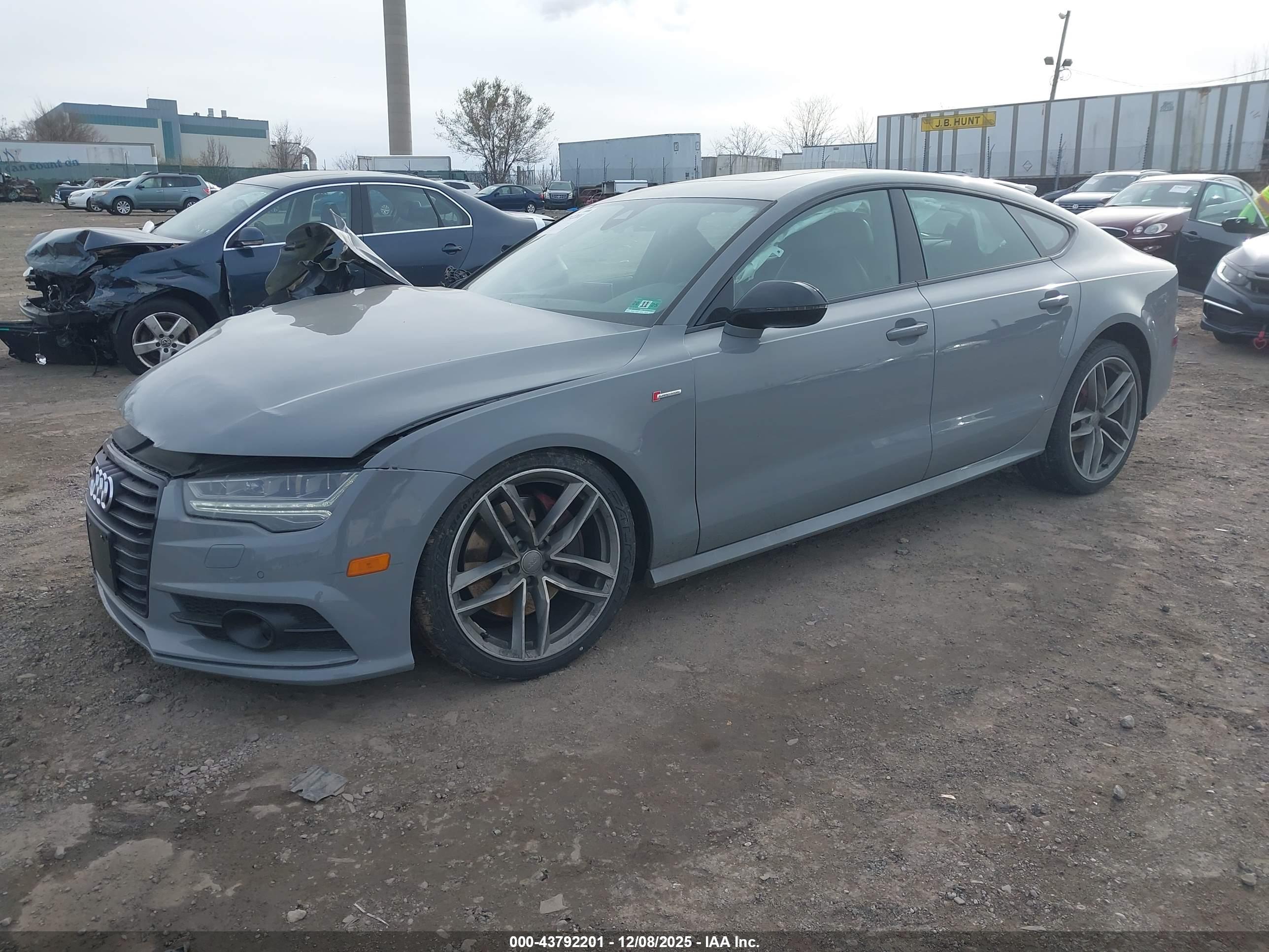 AUDI A7 image 2