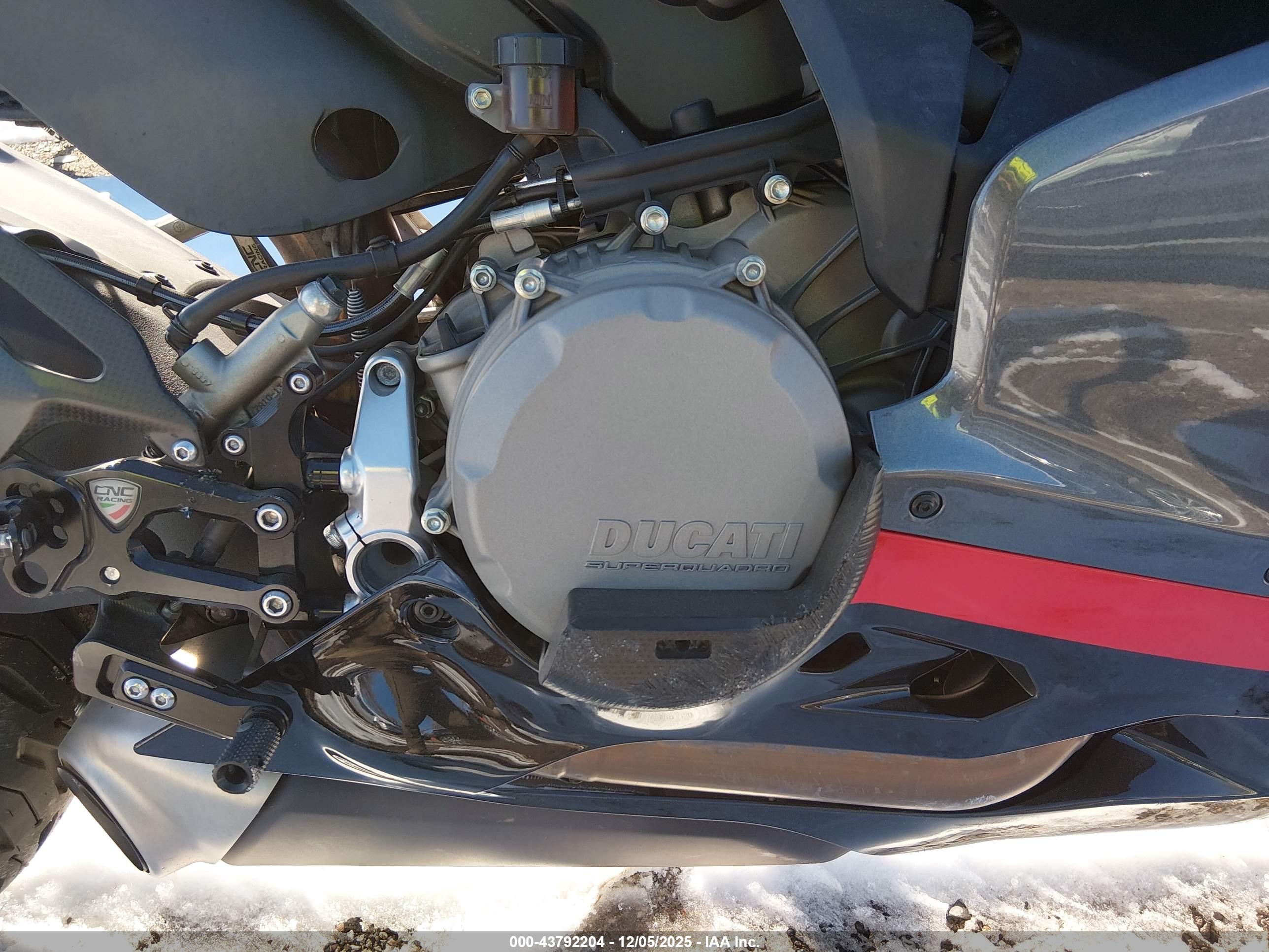 DUCATI SUPERBIKE image 8