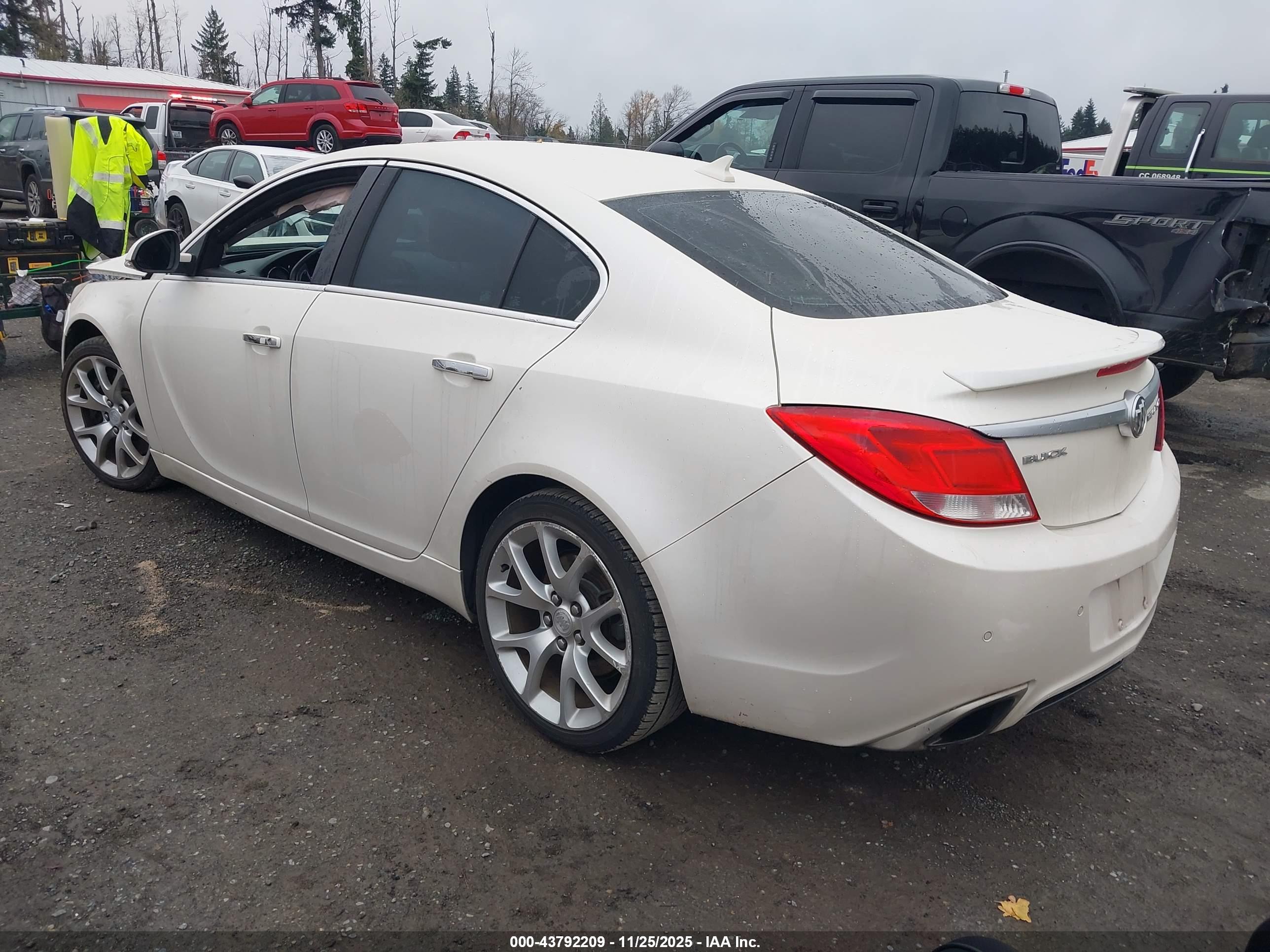 BUICK REGAL image 3