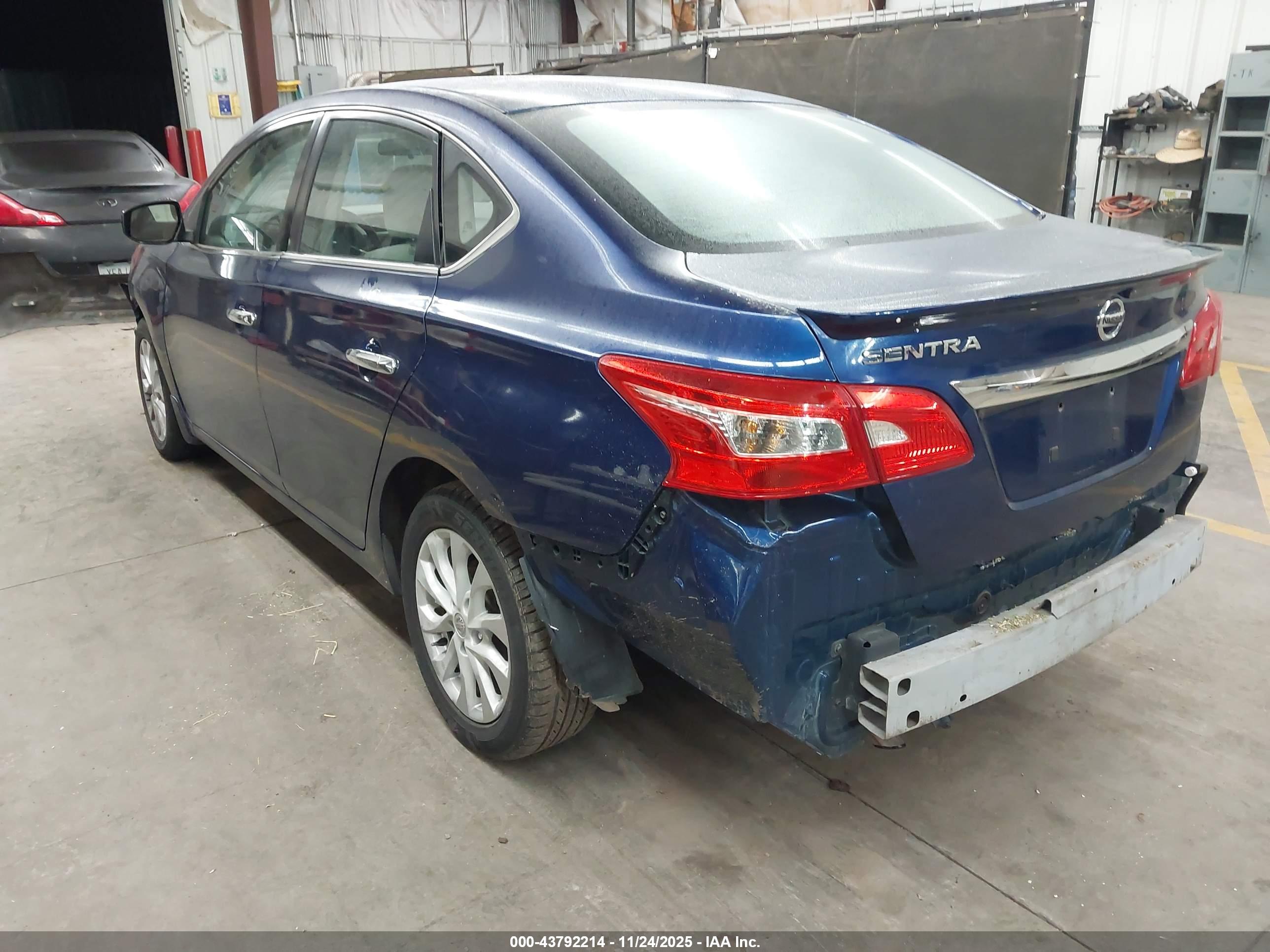 NISSAN SENTRA image 3