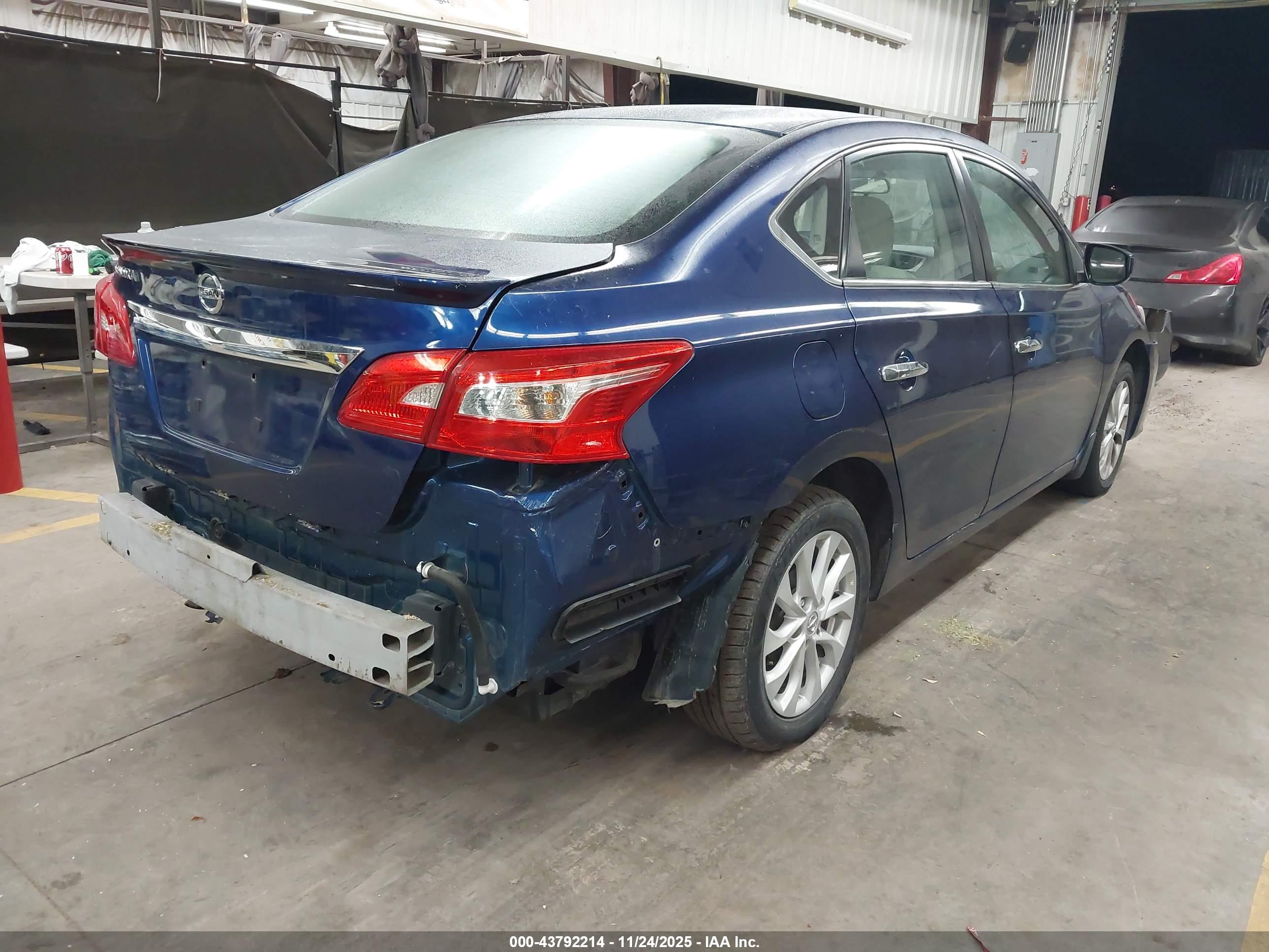 NISSAN SENTRA image 4