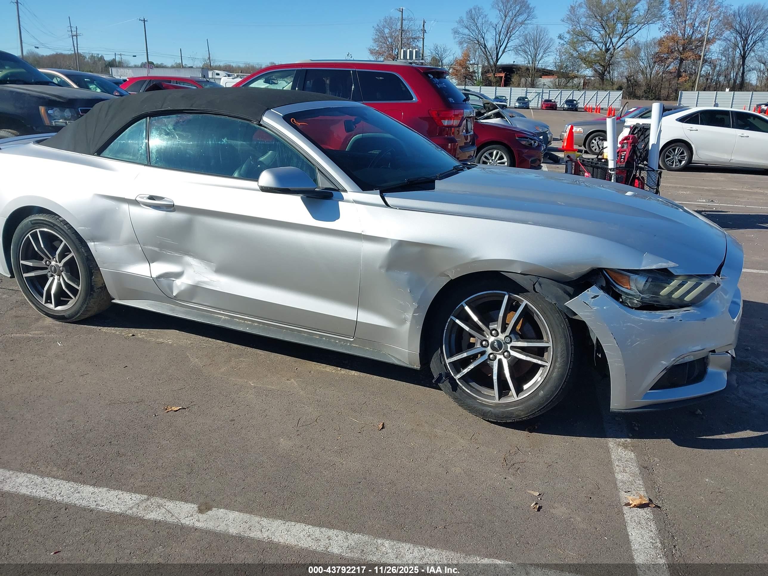 FORD MUSTANG image 6