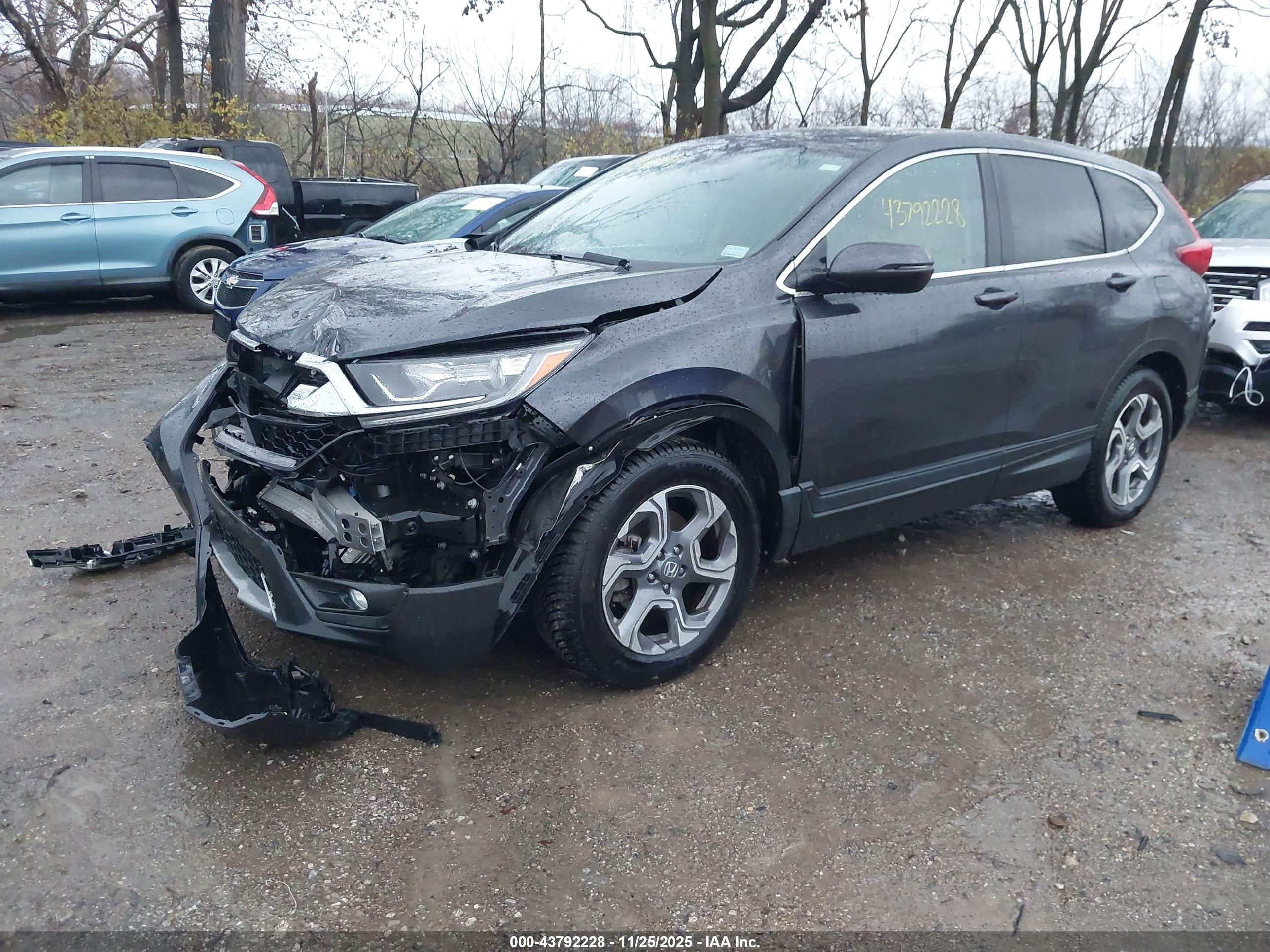 HONDA CR-V image 2