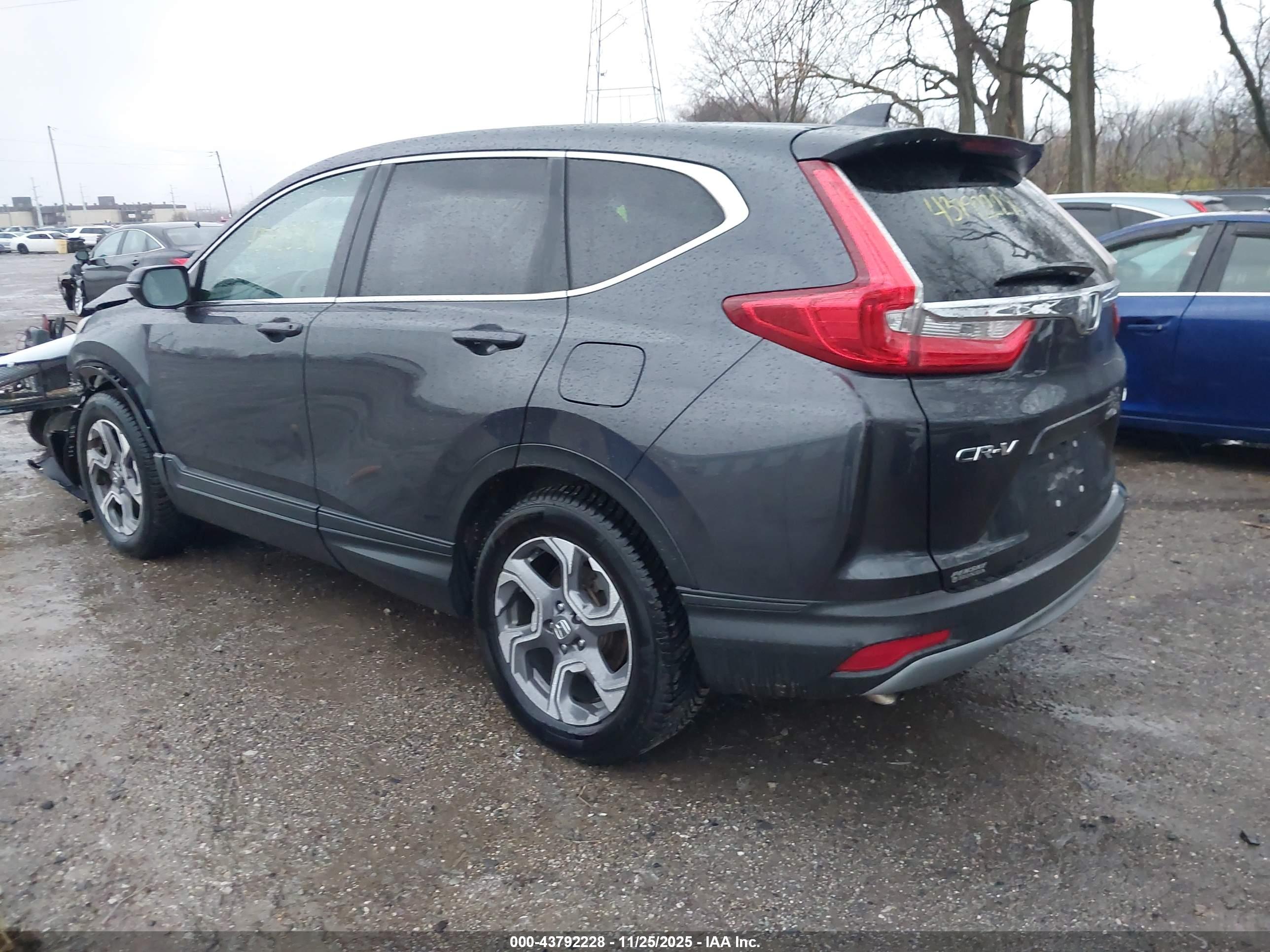 HONDA CR-V image 3