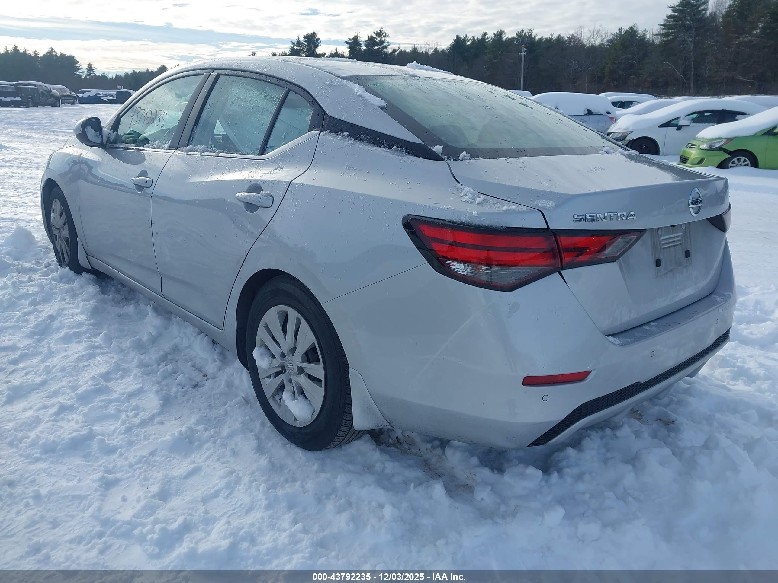 NISSAN SENTRA image 3