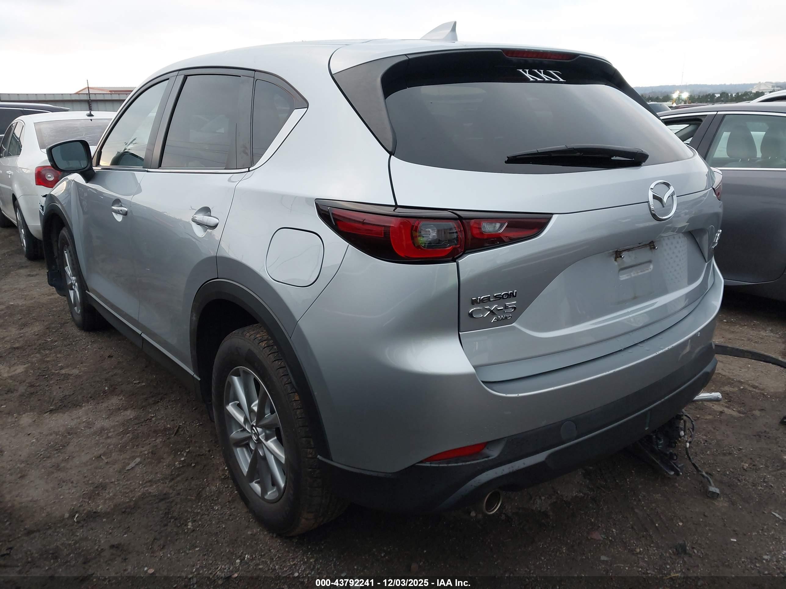 MAZDA CX-5 image 3