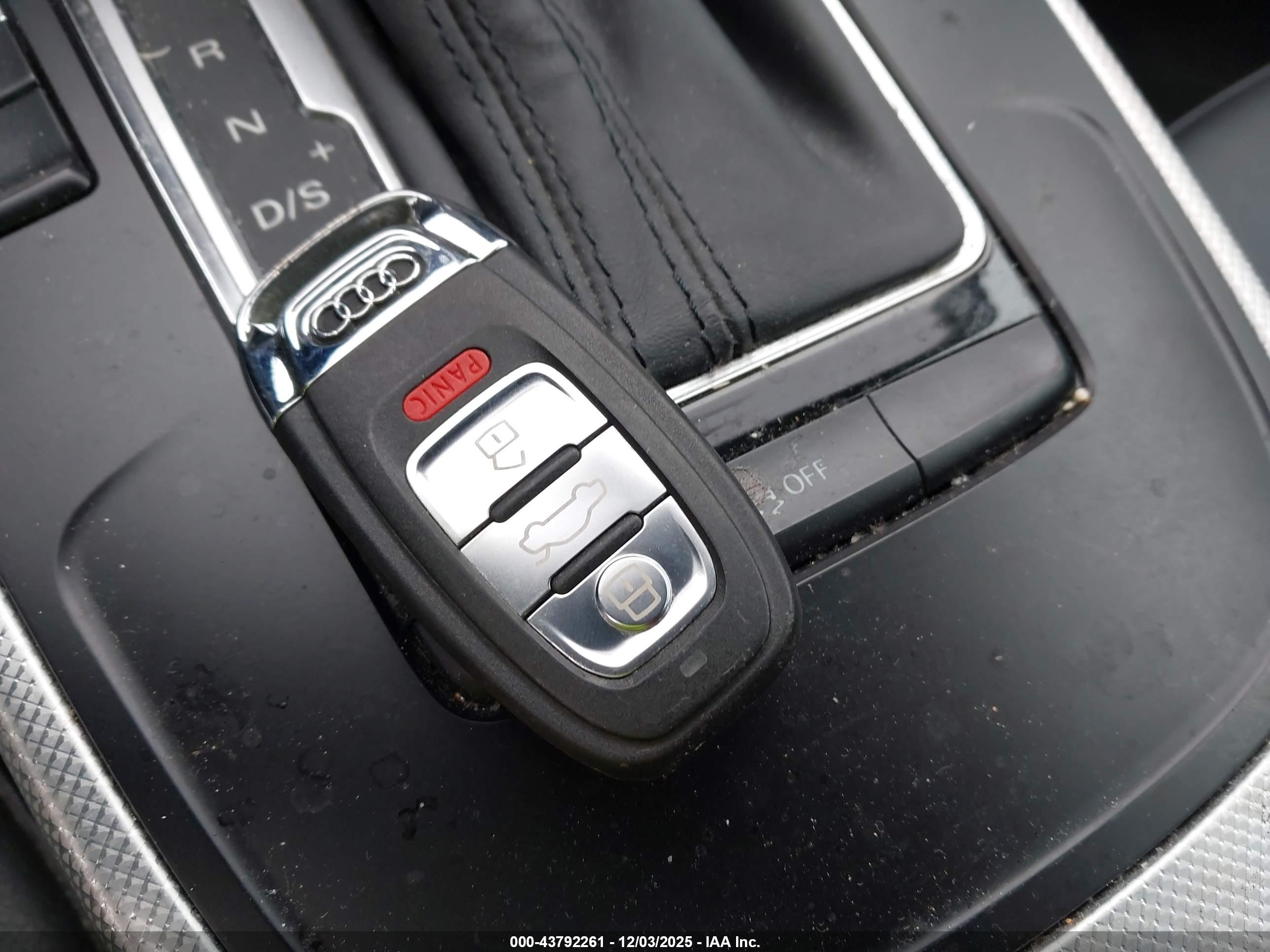 AUDI A4 image 11