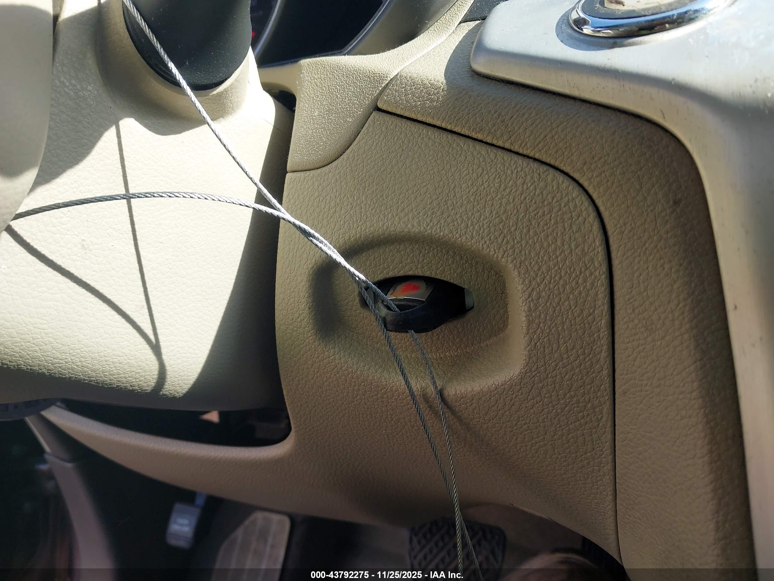 NISSAN MURANO image 11