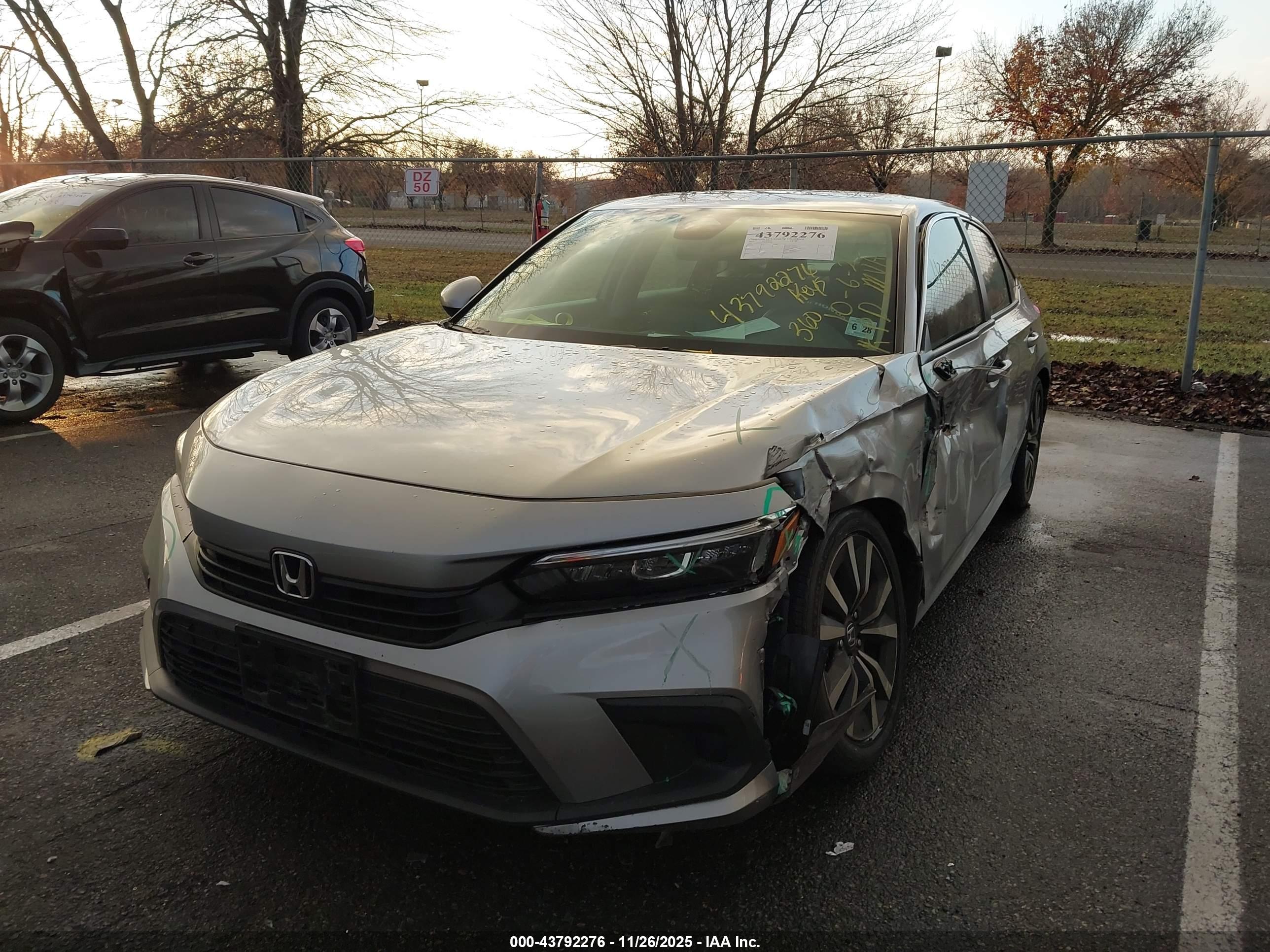HONDA CIVIC image 2
