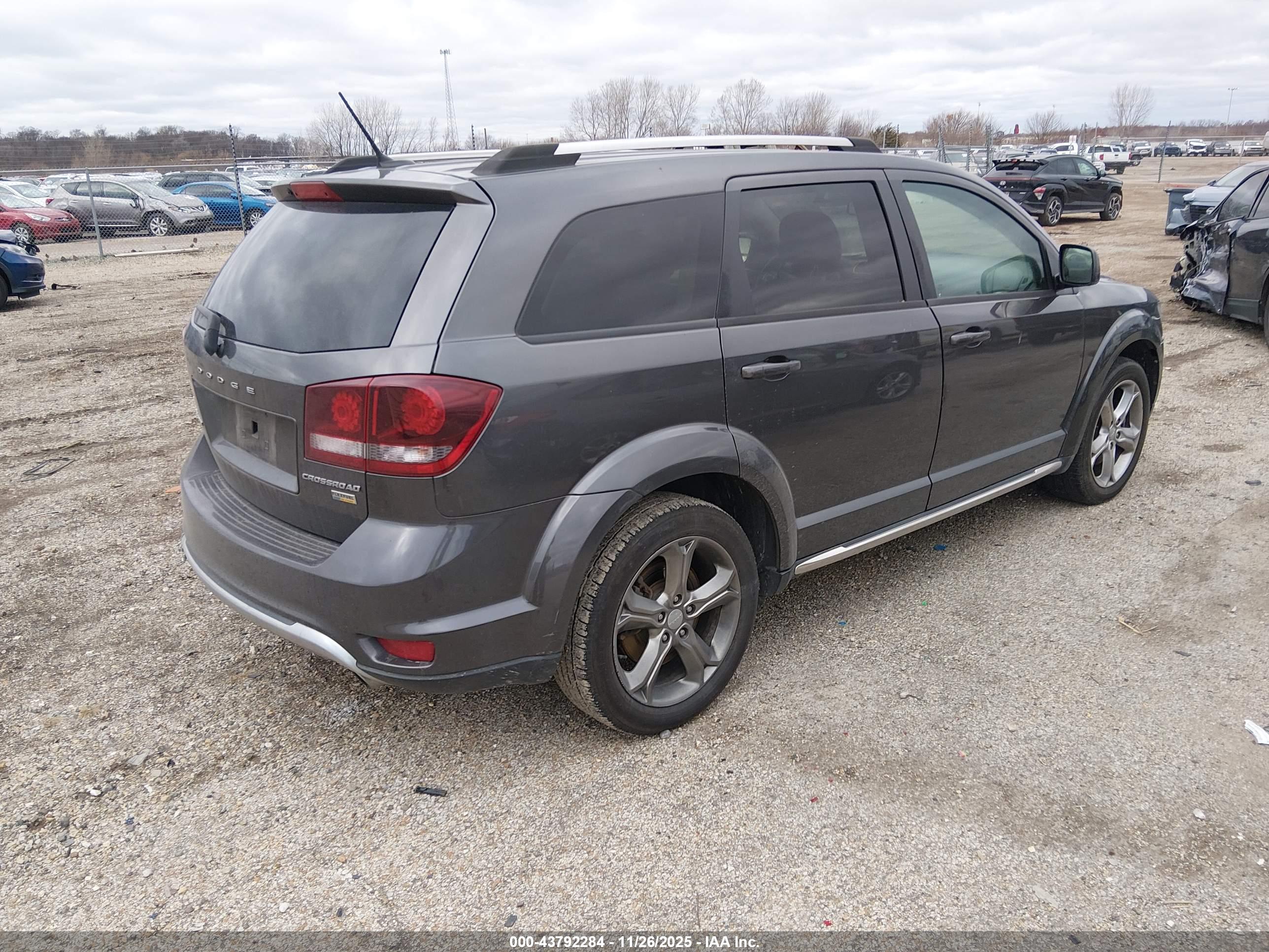 DODGE JOURNEY image 4