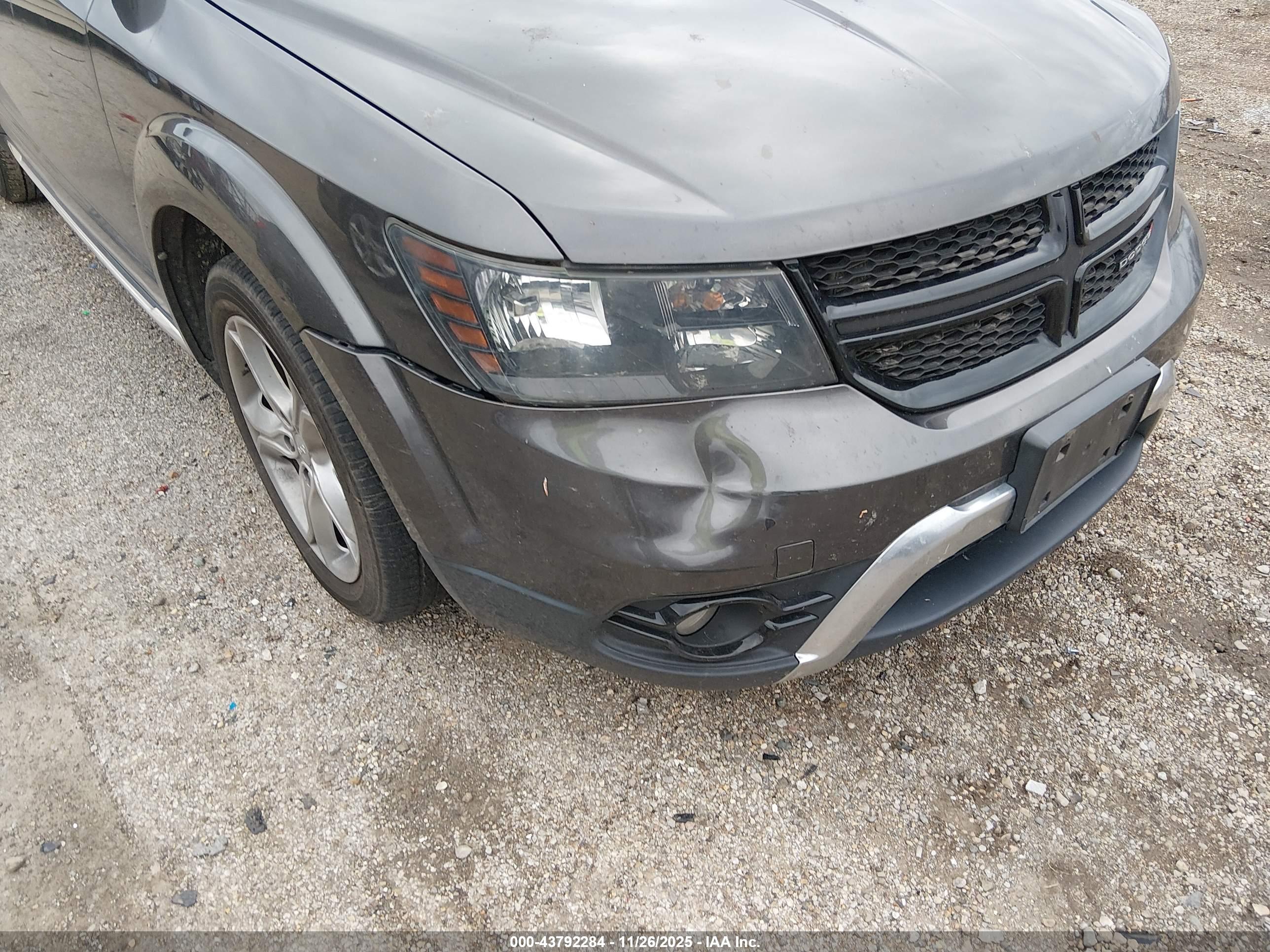 DODGE JOURNEY image 6