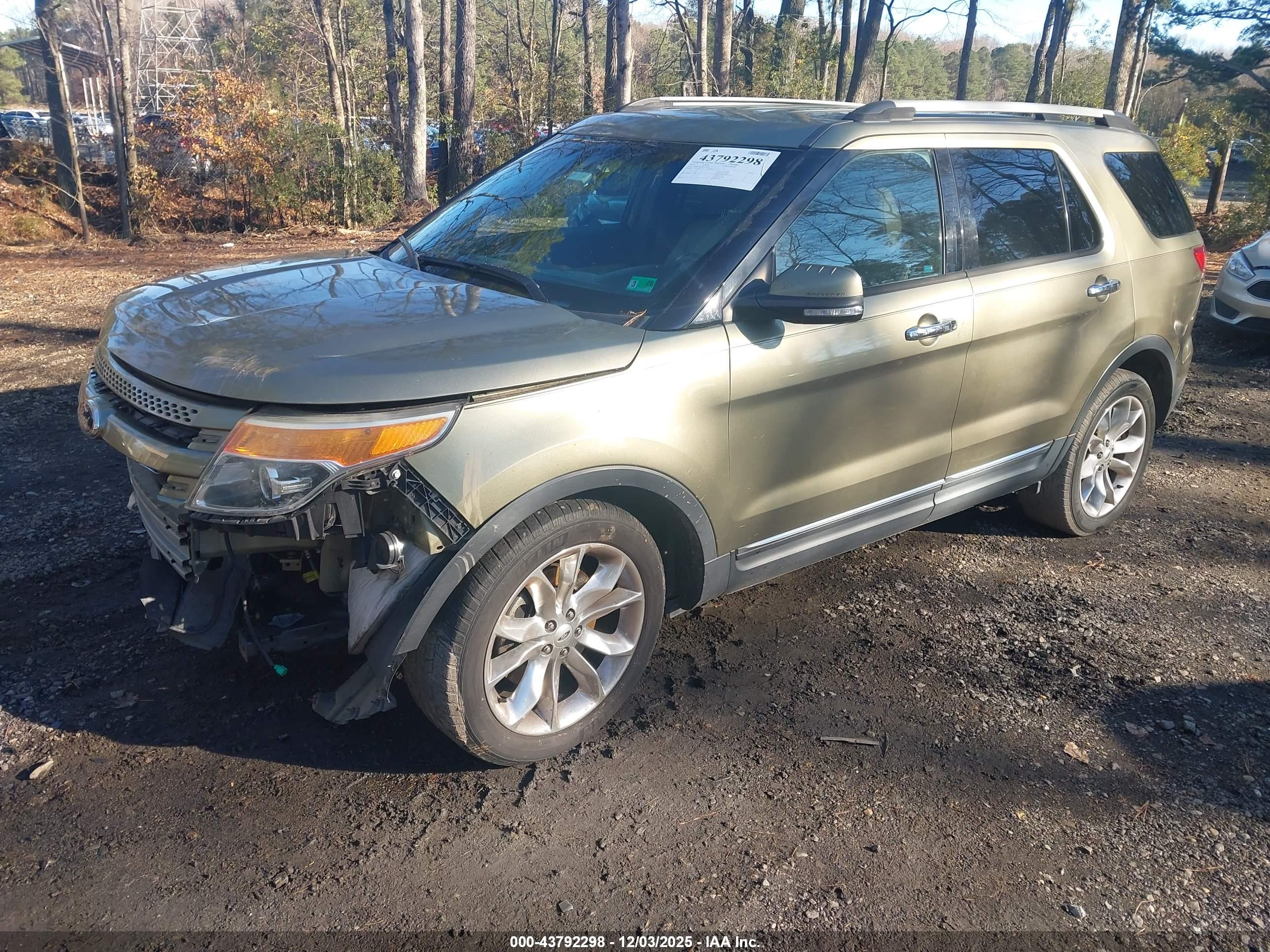 FORD EXPLORER image 2