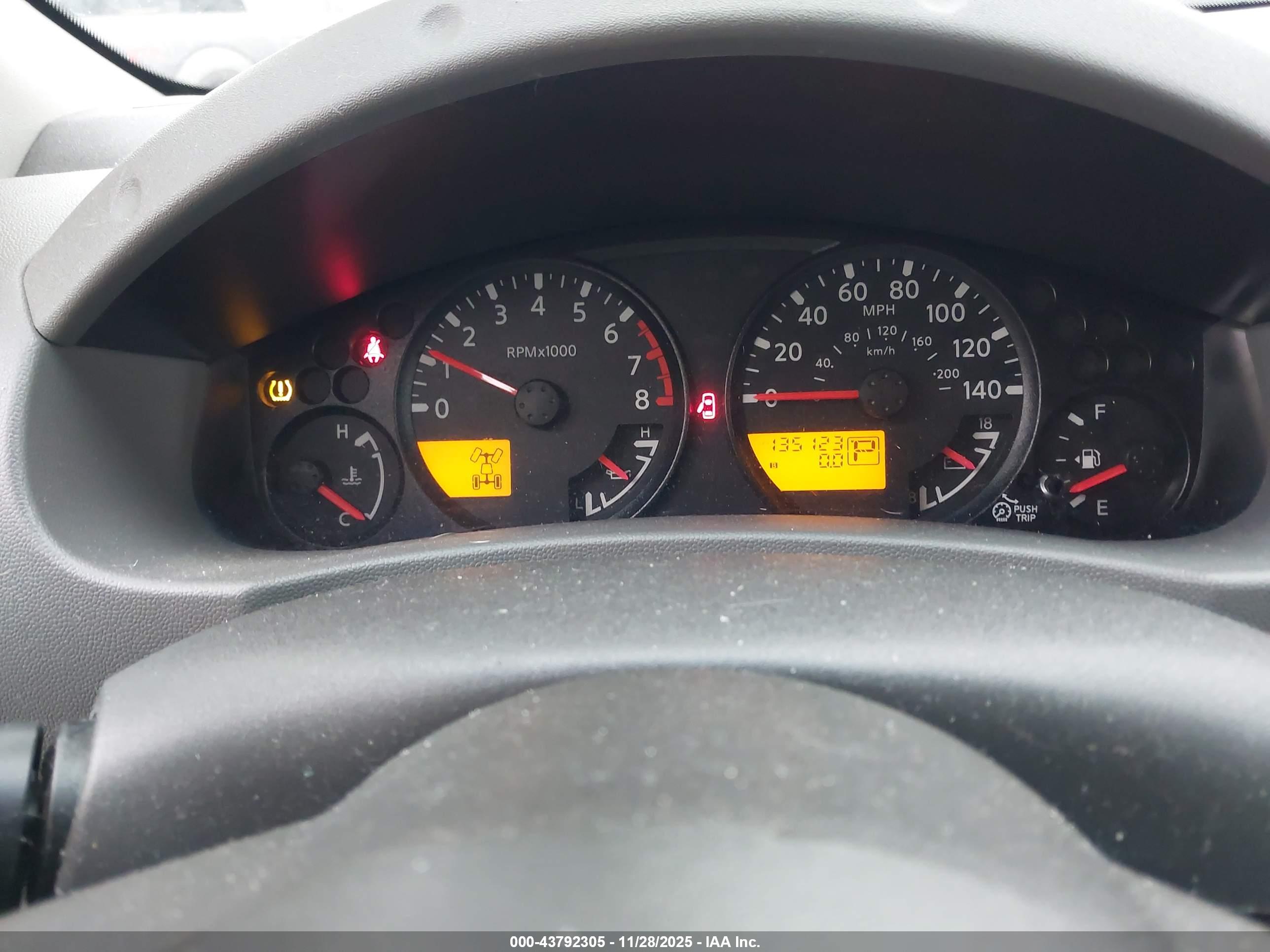 NISSAN XTERRA image 7