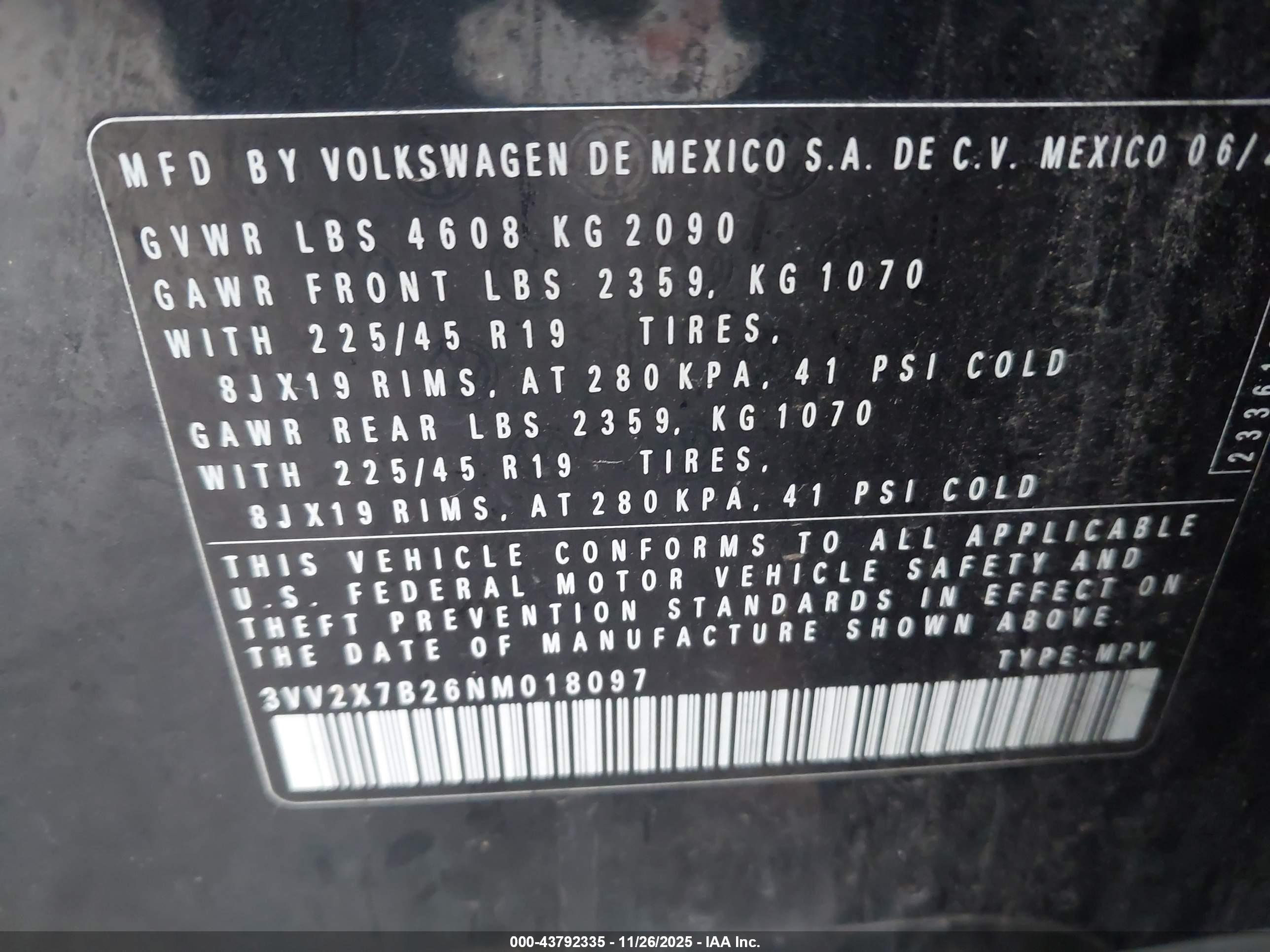 VOLKSWAGEN TAOS image 9