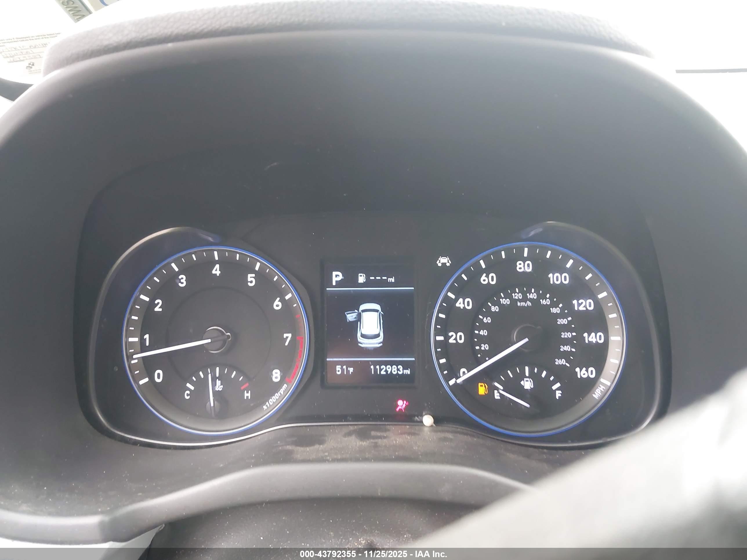 HYUNDAI KONA image 7