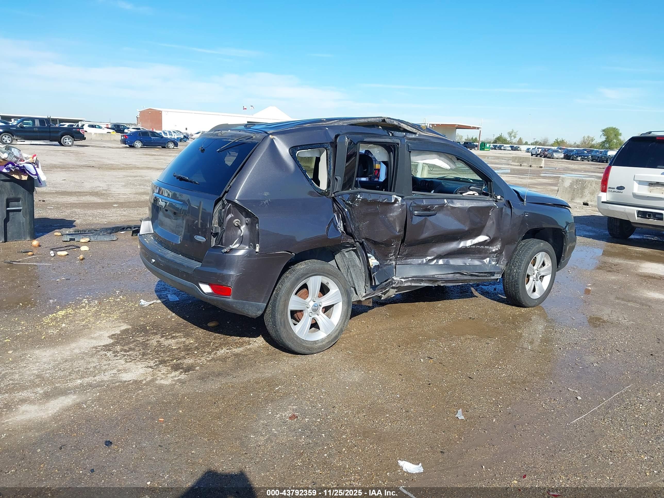 JEEP COMPASS image 6