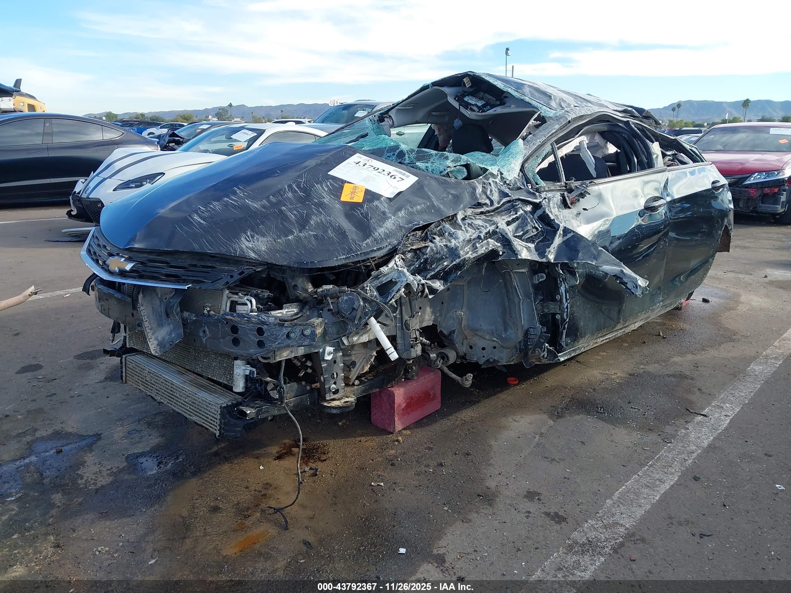 CHEVROLET CRUZE image 2