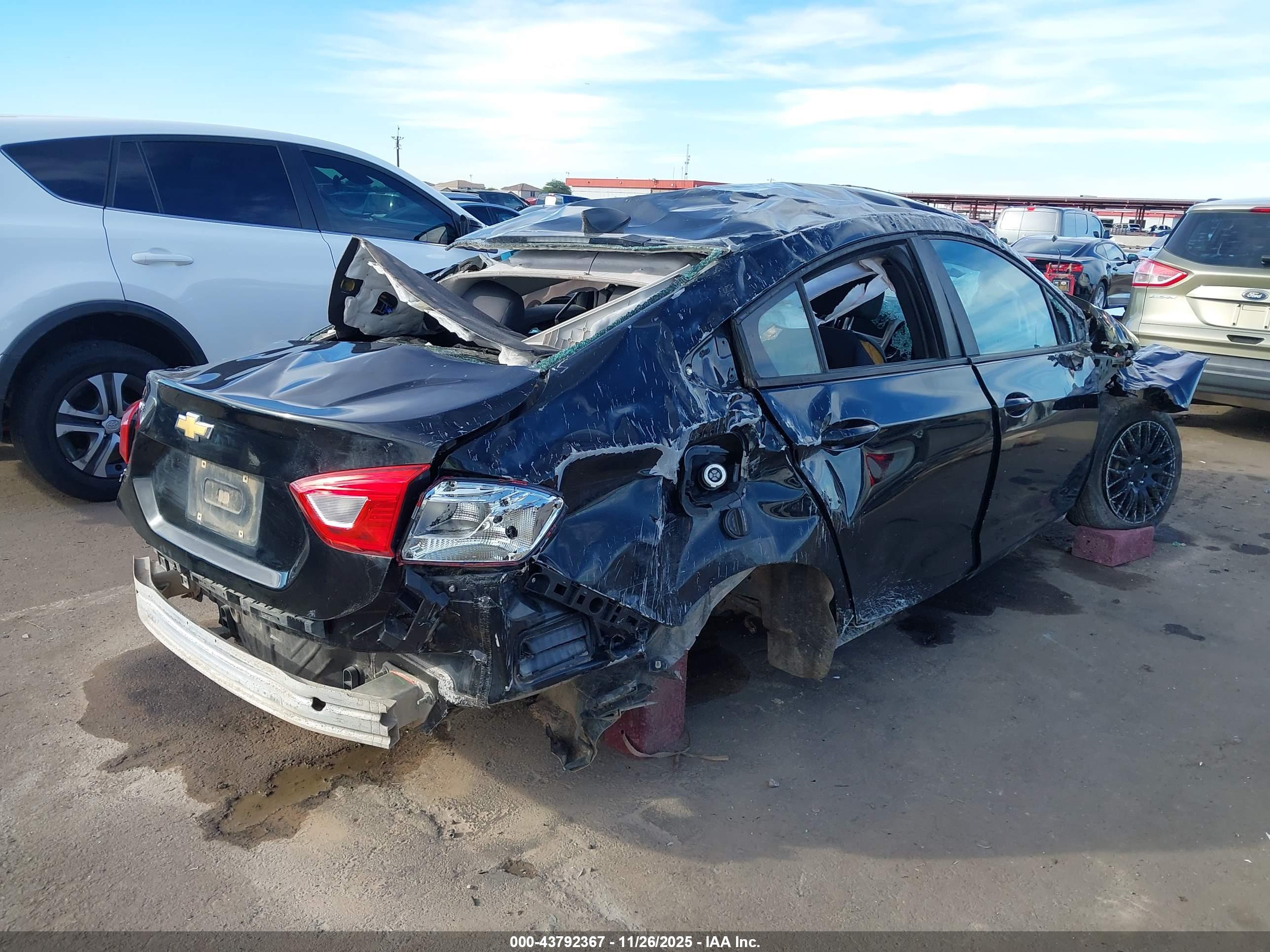 CHEVROLET CRUZE image 4