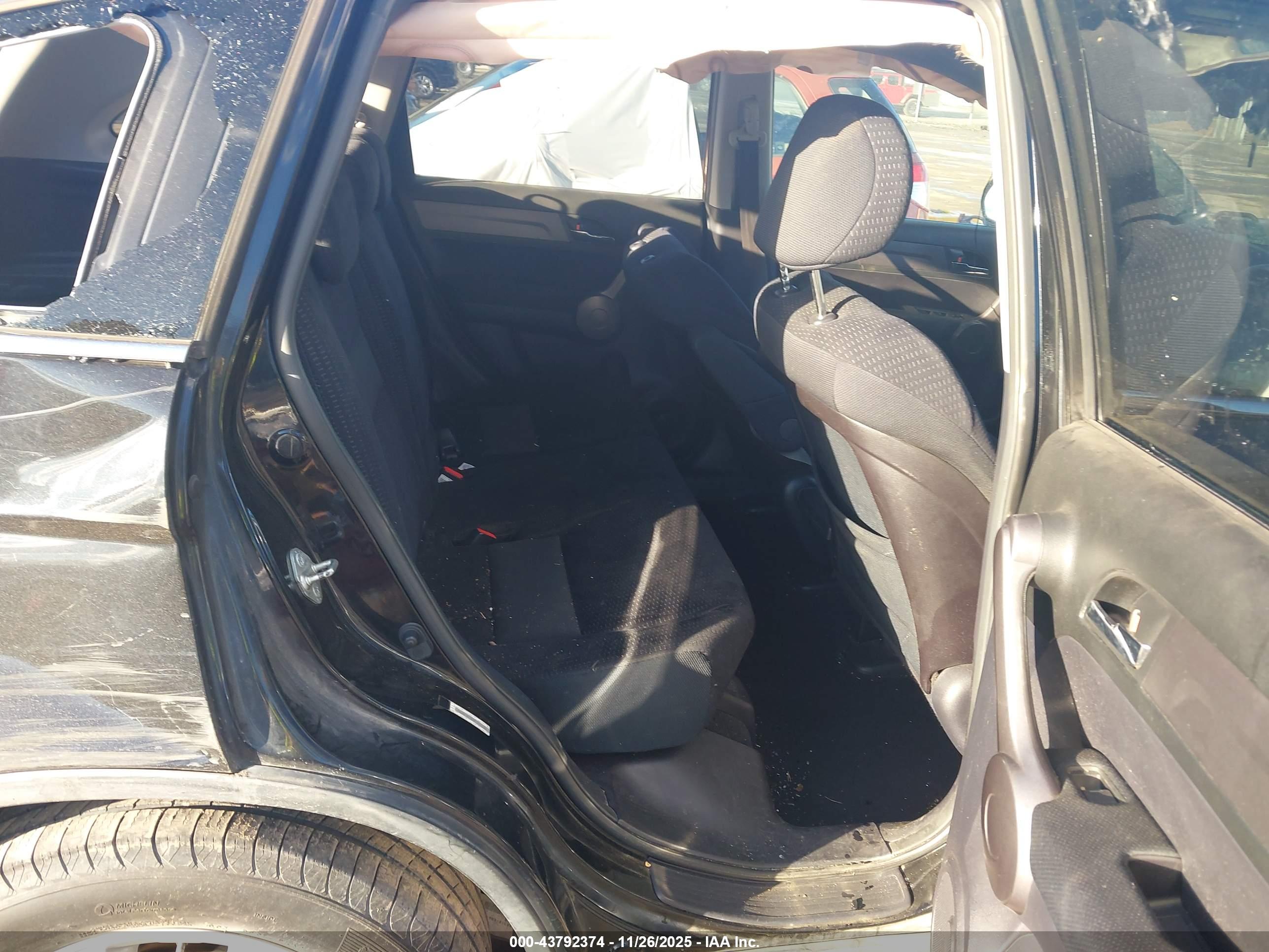 HONDA CR-V image 8