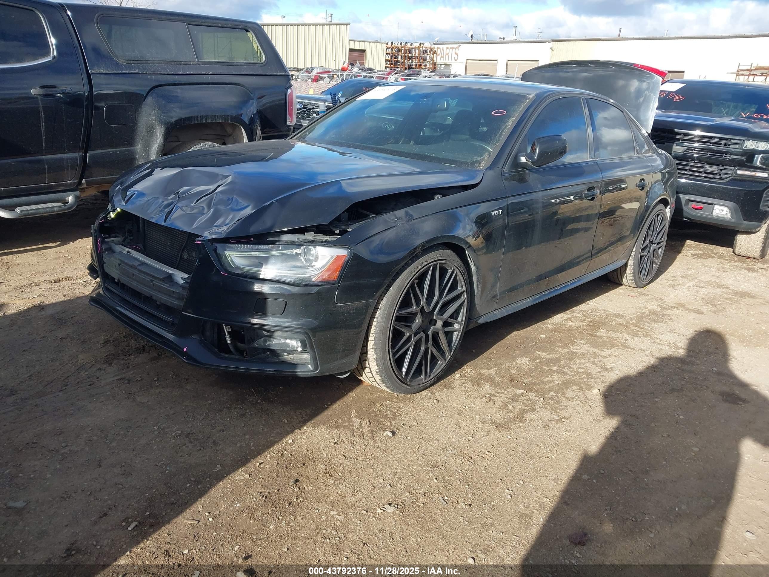 AUDI S4 image 2
